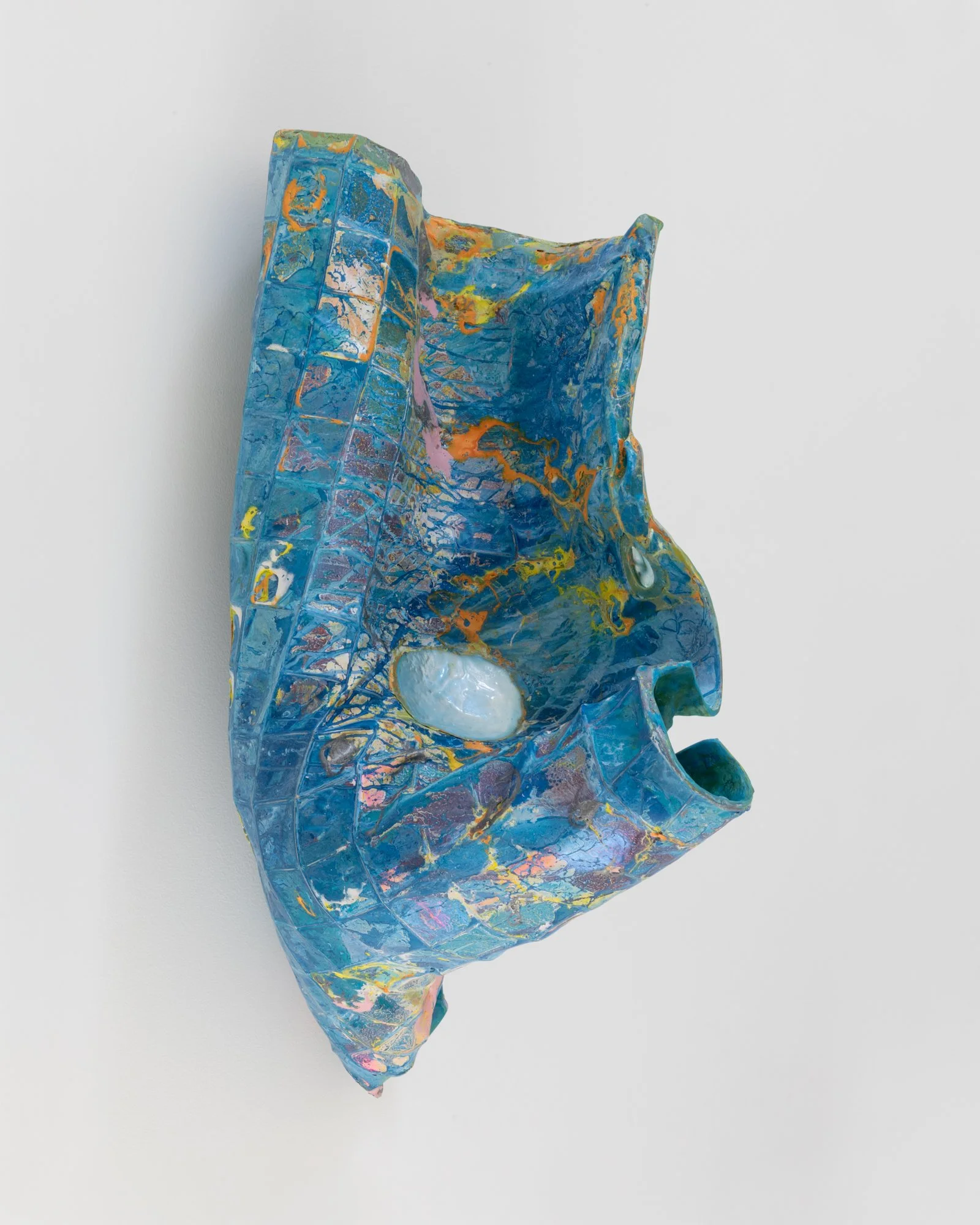A Slow Descent, 2026.
Steel, gypsum, polymers, polyurethane, fiberglass cloth, pigment
32 1/2 x 19 1/2 x 10 1/2 in
82.5 x 49.5 x 26.7 cm