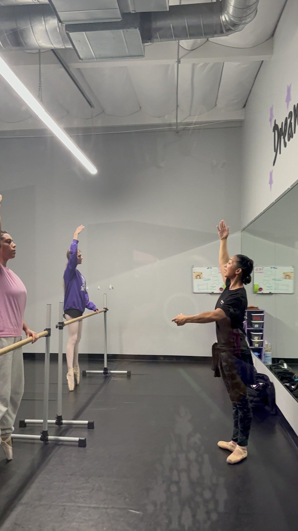 We have open classes for Teens!

Ballet Tuesdays at 7pm 🤩

That&rsquo;s right! We don&rsquo;t only teach little ones. We teach a variety of ages!

Come and explore the dynamic range of classes tailored to different age groups, each designed to nurtu