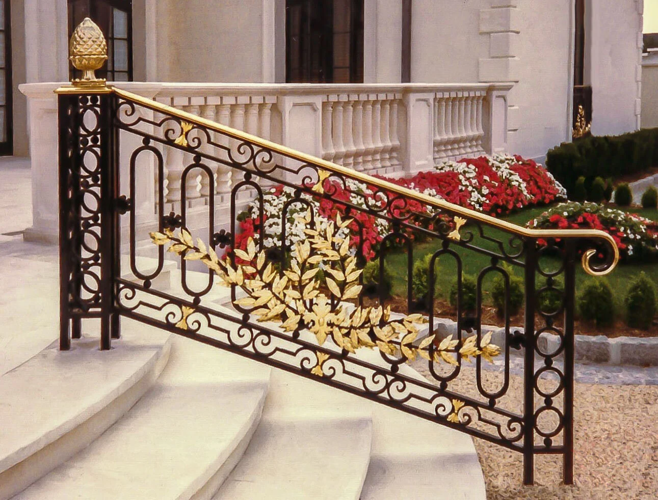 Wrought iron railing with goldleafing 