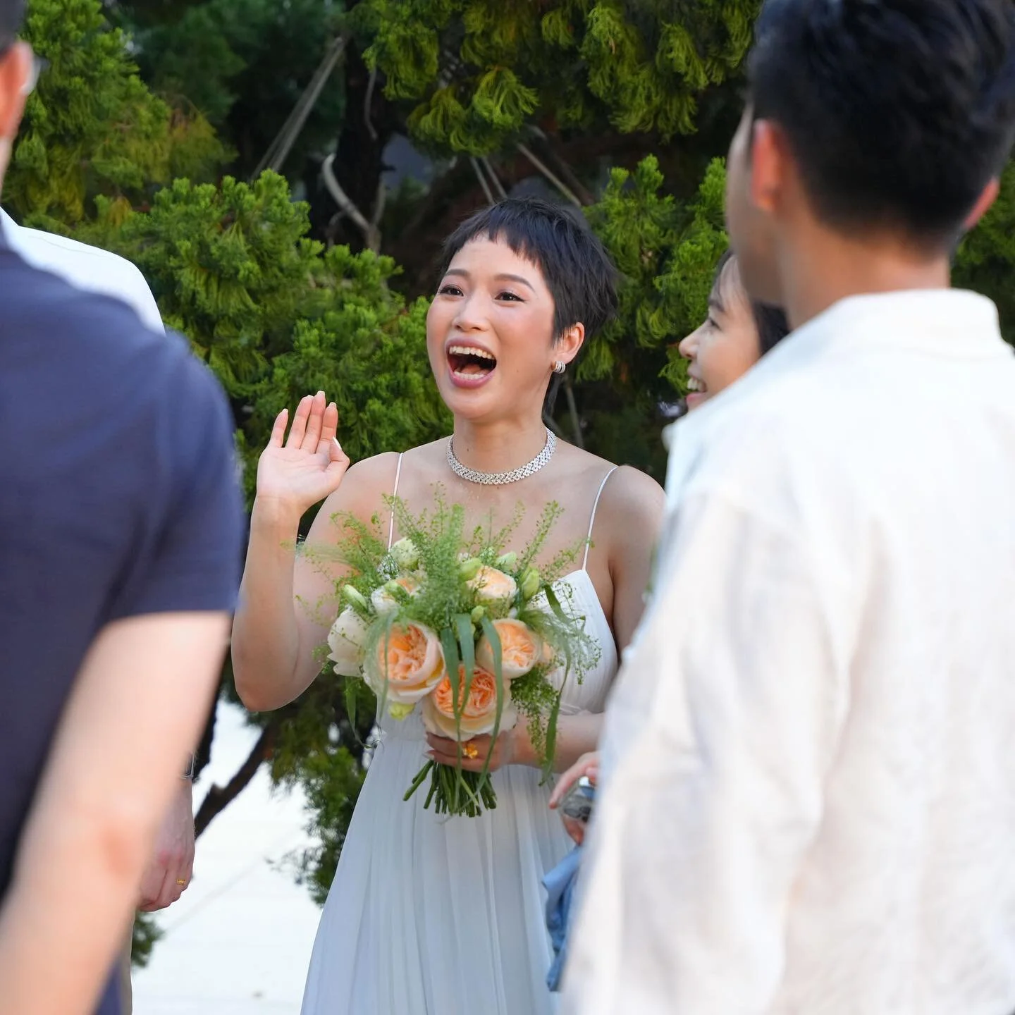 IG 期間限定
庭園玫瑰新娘花球 首15張訂單$1000 

First 15 Garden Rose Bridal Bouquet Orders Promotion - ordering through Instagram 

只限
- 於IG 10月31日前下單
- 12月31日前完成訂單
- 中環Studio自取， 送貨另外收取運費
- 揀選一種庭園玫瑰
- size, 可揀選 Petite / Grand 
💕Petite Size: 20cm / 8in Wide
💕Grand S