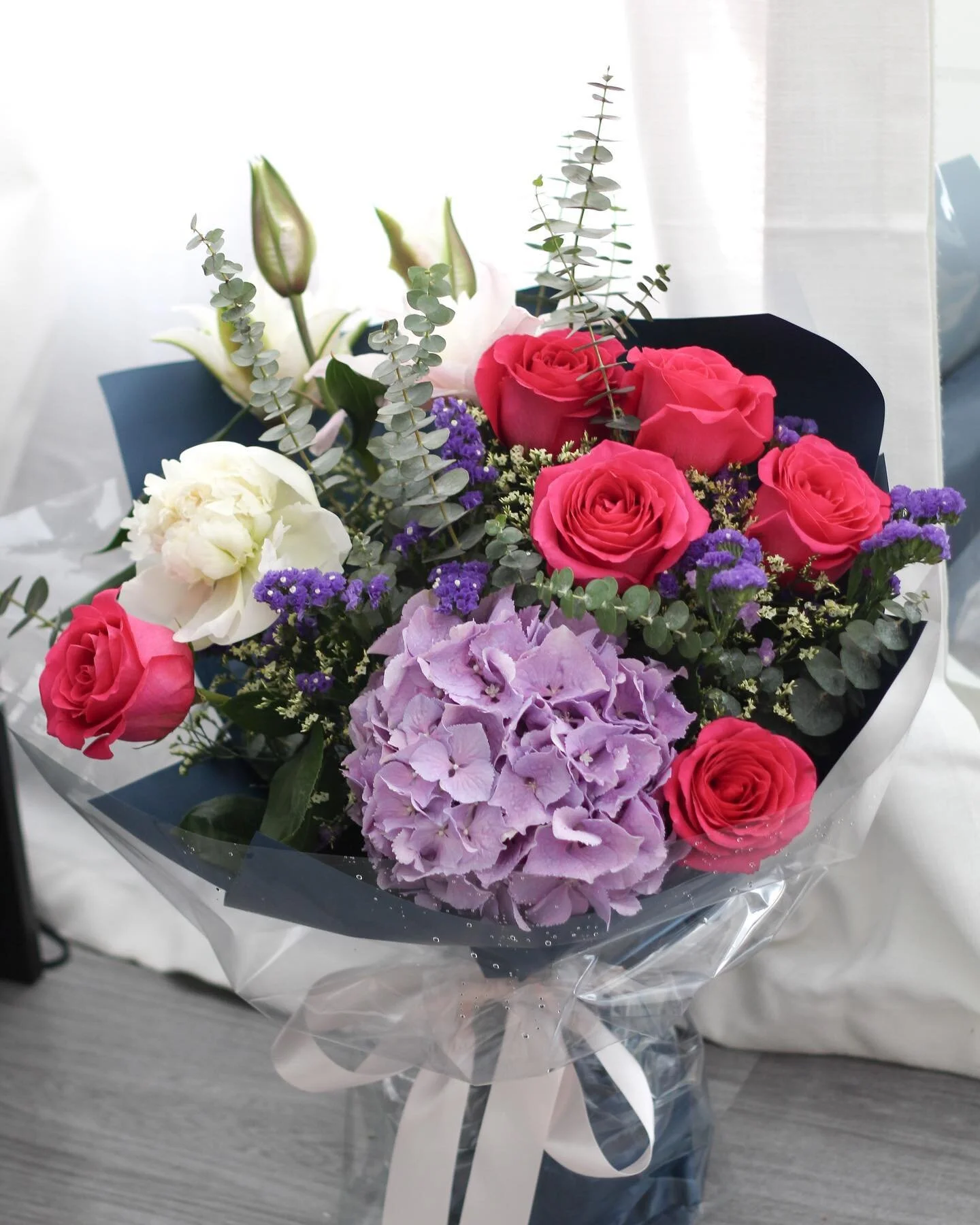 💜🤍🩷

@aloha.florist 

#hkflorist 
#hkflowershop 
#hkflowerdelivery 
#香港花店
#中環花店
#上環花店