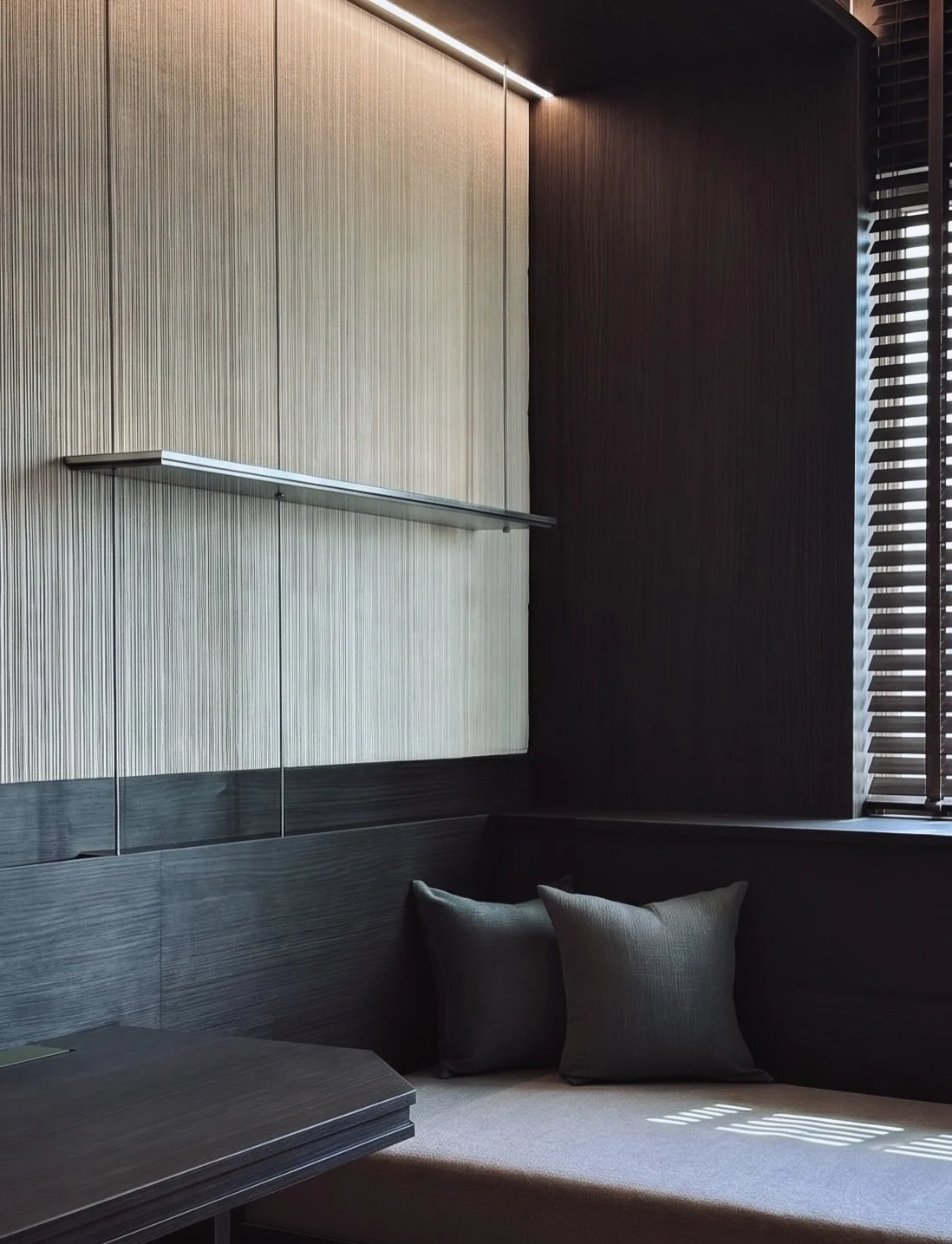 A quiet flow from one space to another,
held together by light and tone.
.
.
#subtlesato #subtlesatostudio #refinedspaces #calmspace #softlighting