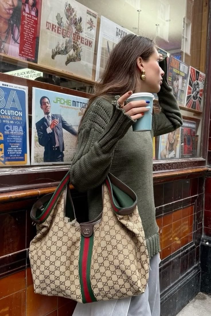 Big Bags for Those Who Like to Carry Their Entire Lives Around