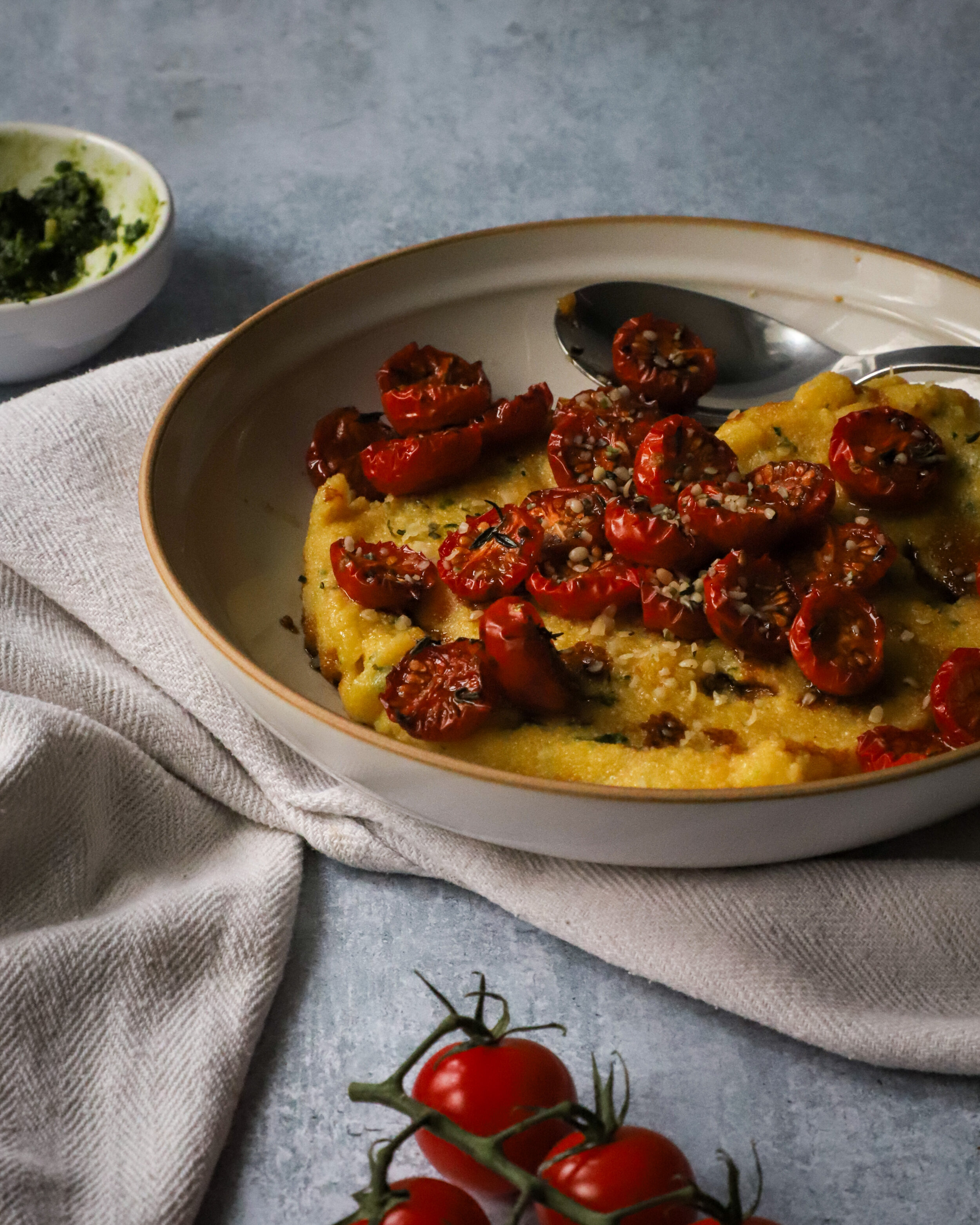 Polenta with baked tomatoes