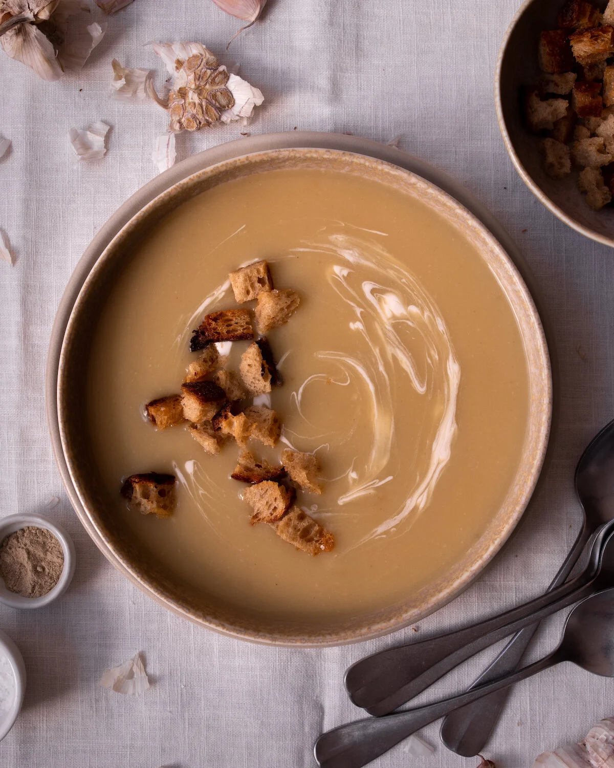 Creamy Garlic Soup