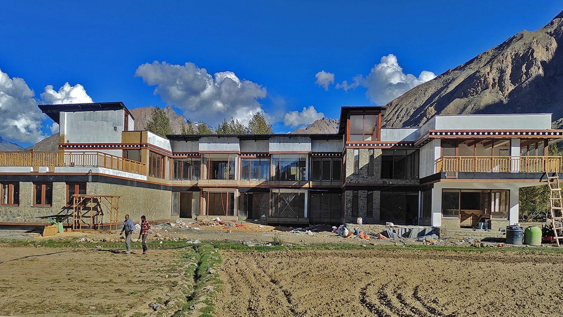 c. spiti_rammedearth_stone_vernacular.jpg