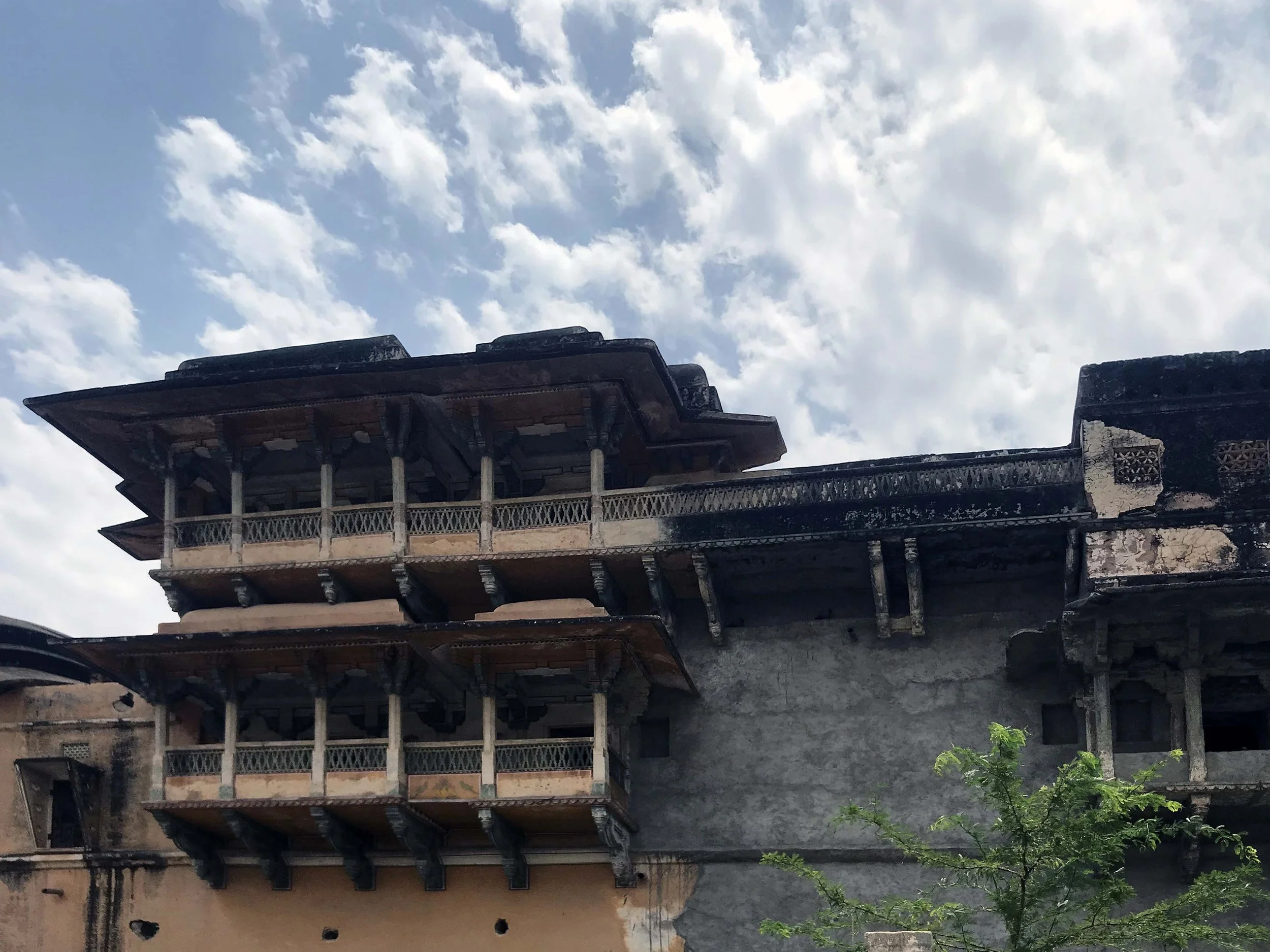 05. Jharokha  Haveli  Amer.JPG