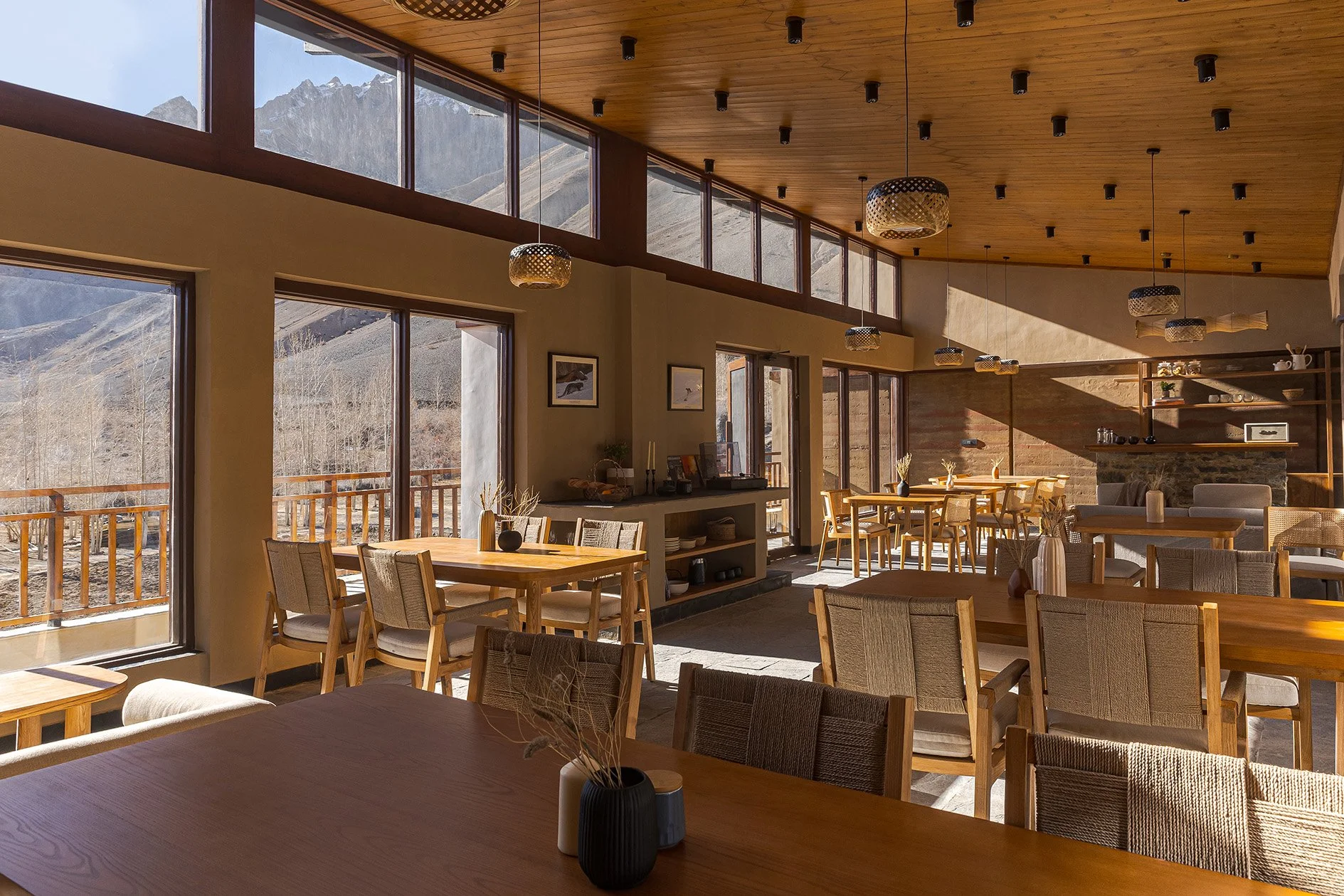 Tshera - Dinning Space.jpg