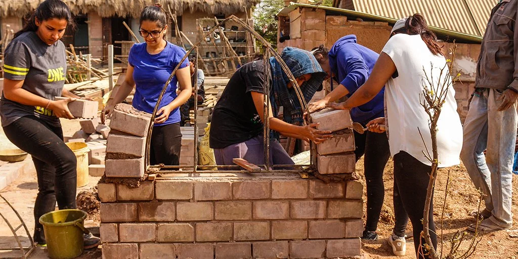 hunnarshala_mud_brick_arch_vernacular.jpg