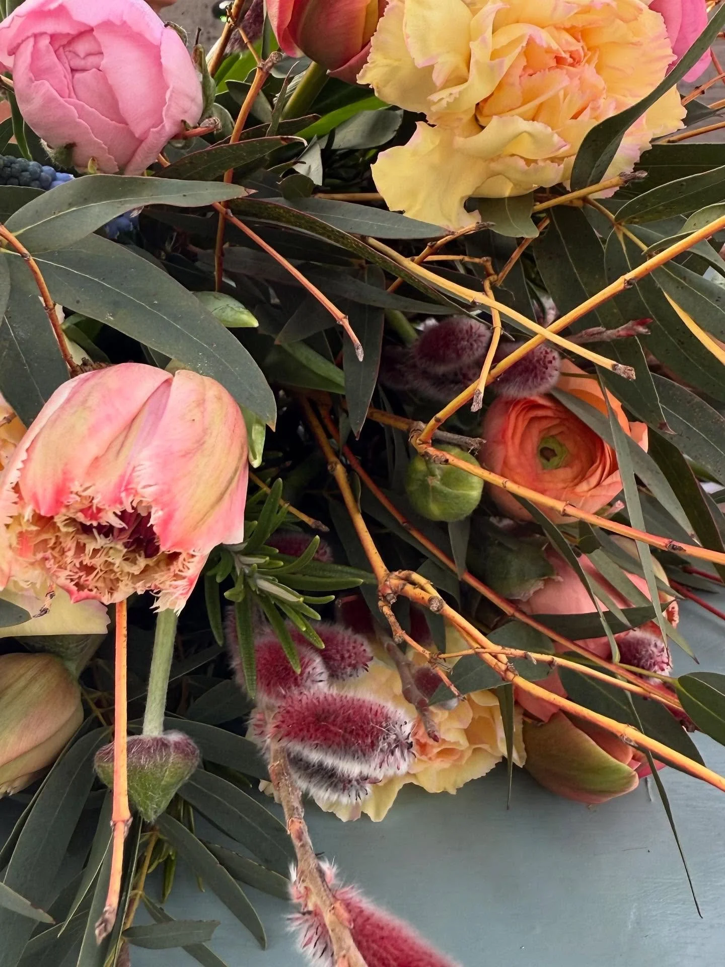 Blumenstr&auml;usse zum Wochenende

#blumenstrauss #fr&uuml;hling #blumen  #oberwilbeizug #natur #stadtzug