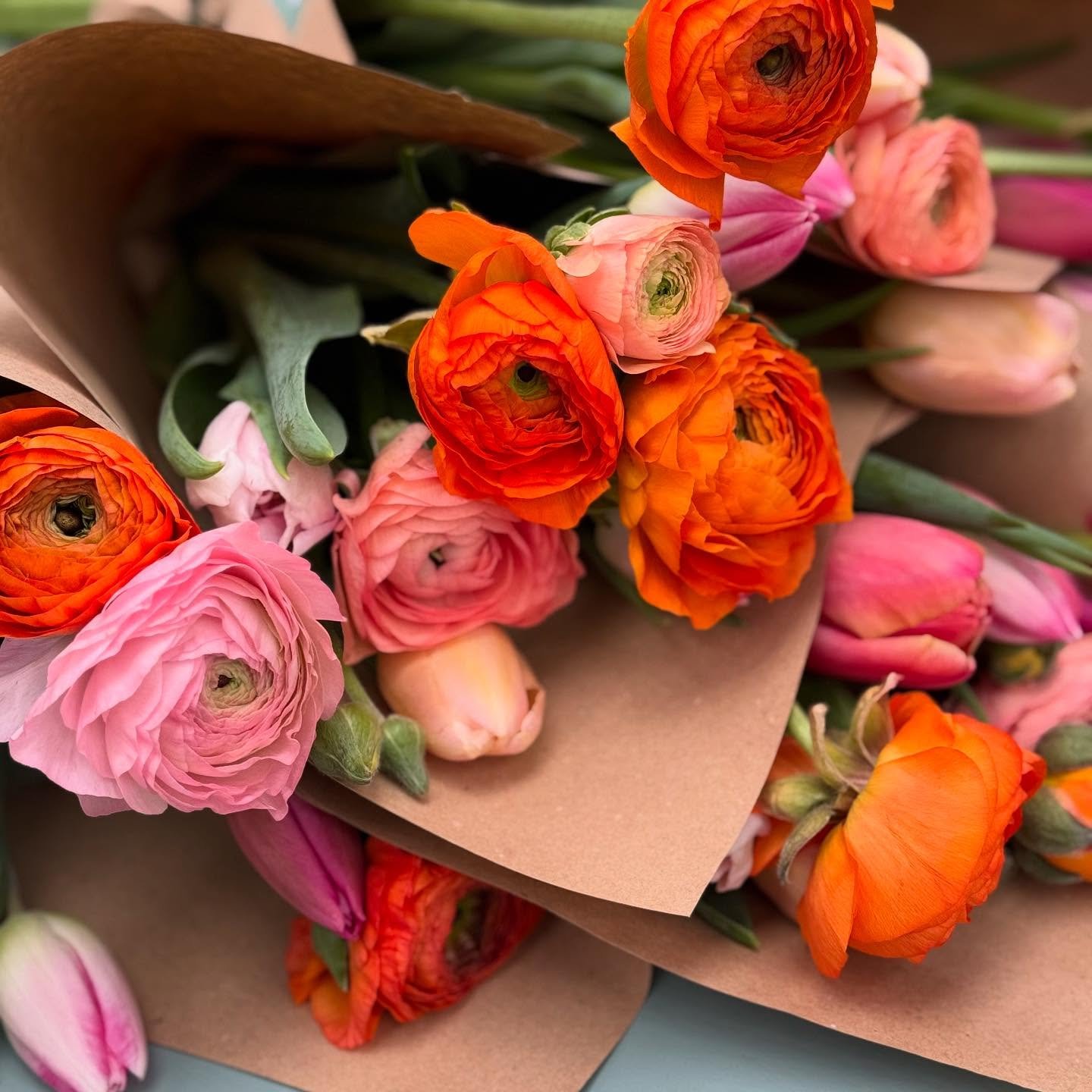 happy weekend 🤗

#blumenstrau&szlig; #fr&uuml;hling #fr&uuml;hlingsblumen #happyflowers #garten #oberwilbeizug