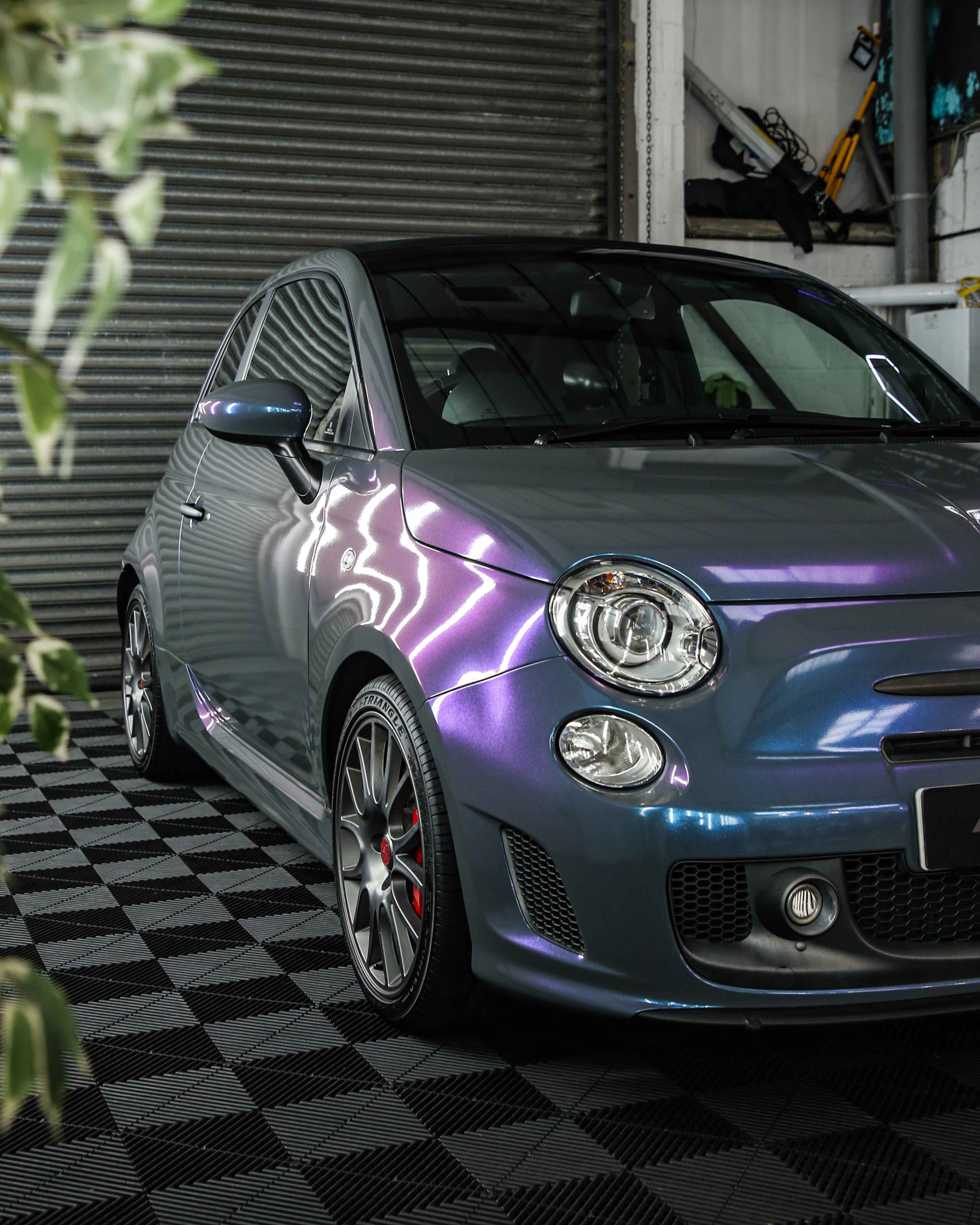 Abarth 595 full wrap in Gloss Flip Chameleon Gloss