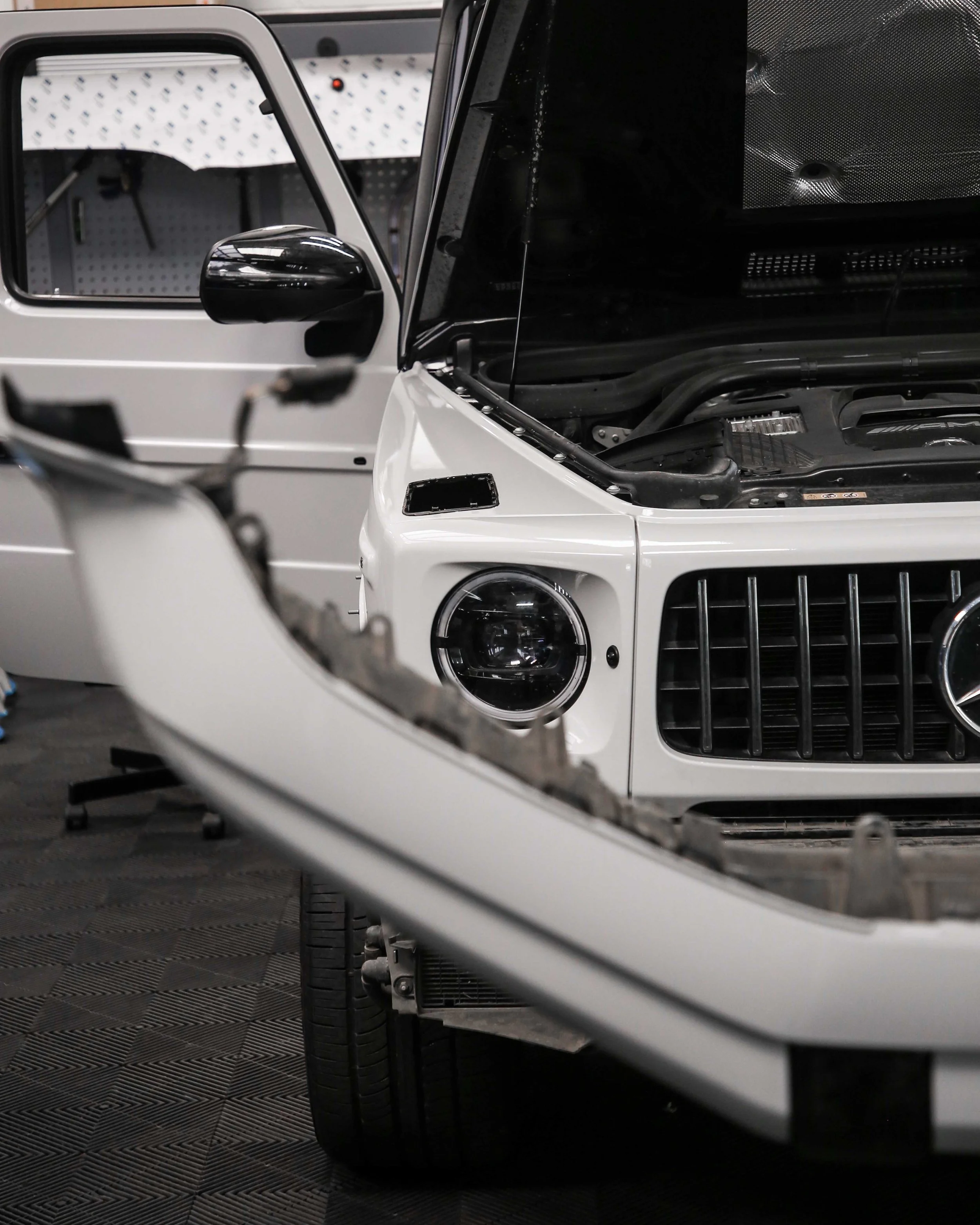 Merc AMG G83 - Gloss Storm Grey - 6.jpg