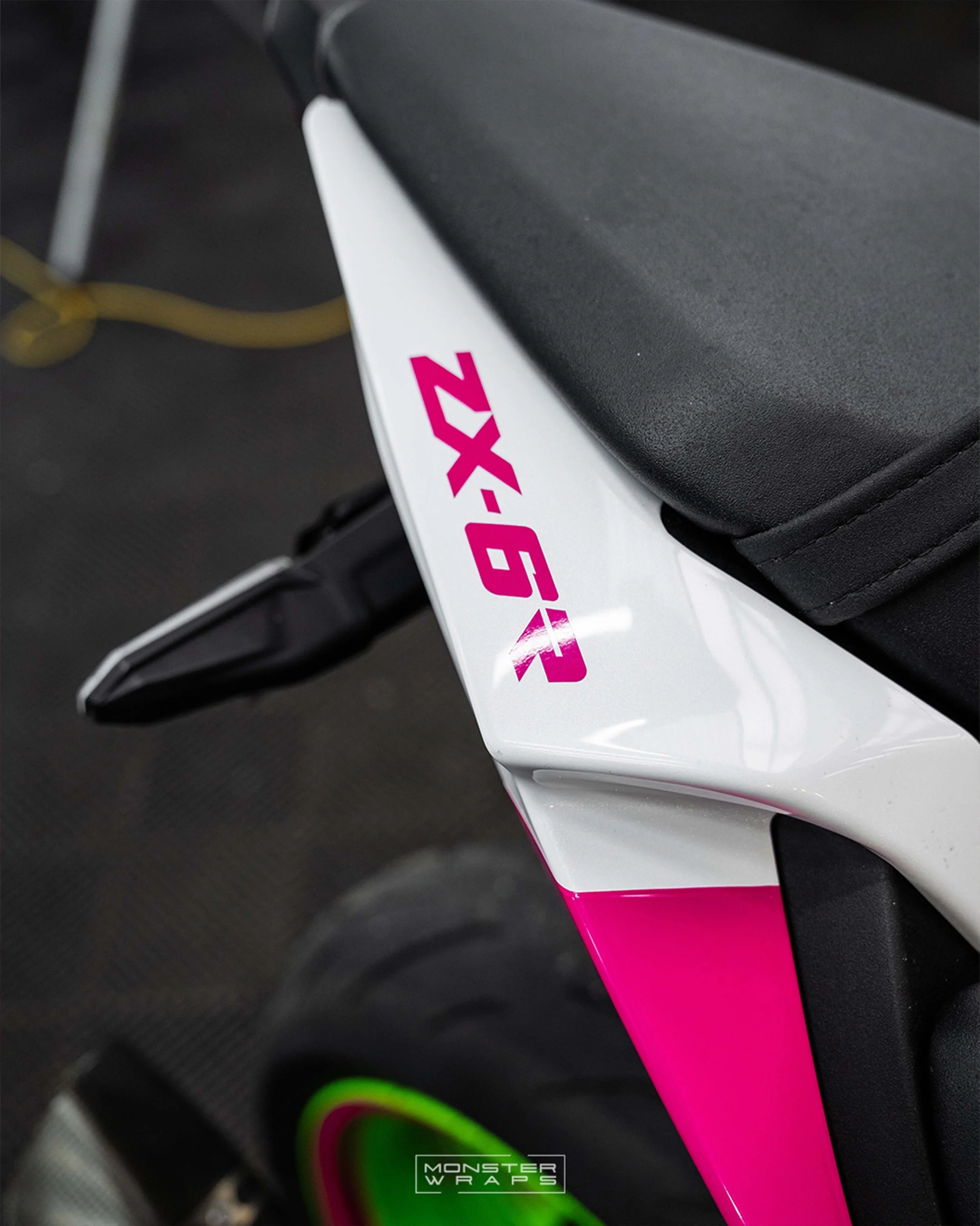 Kawasaki Ninja ZX-6R partial wrap KPMF Gloss Momentum Pink