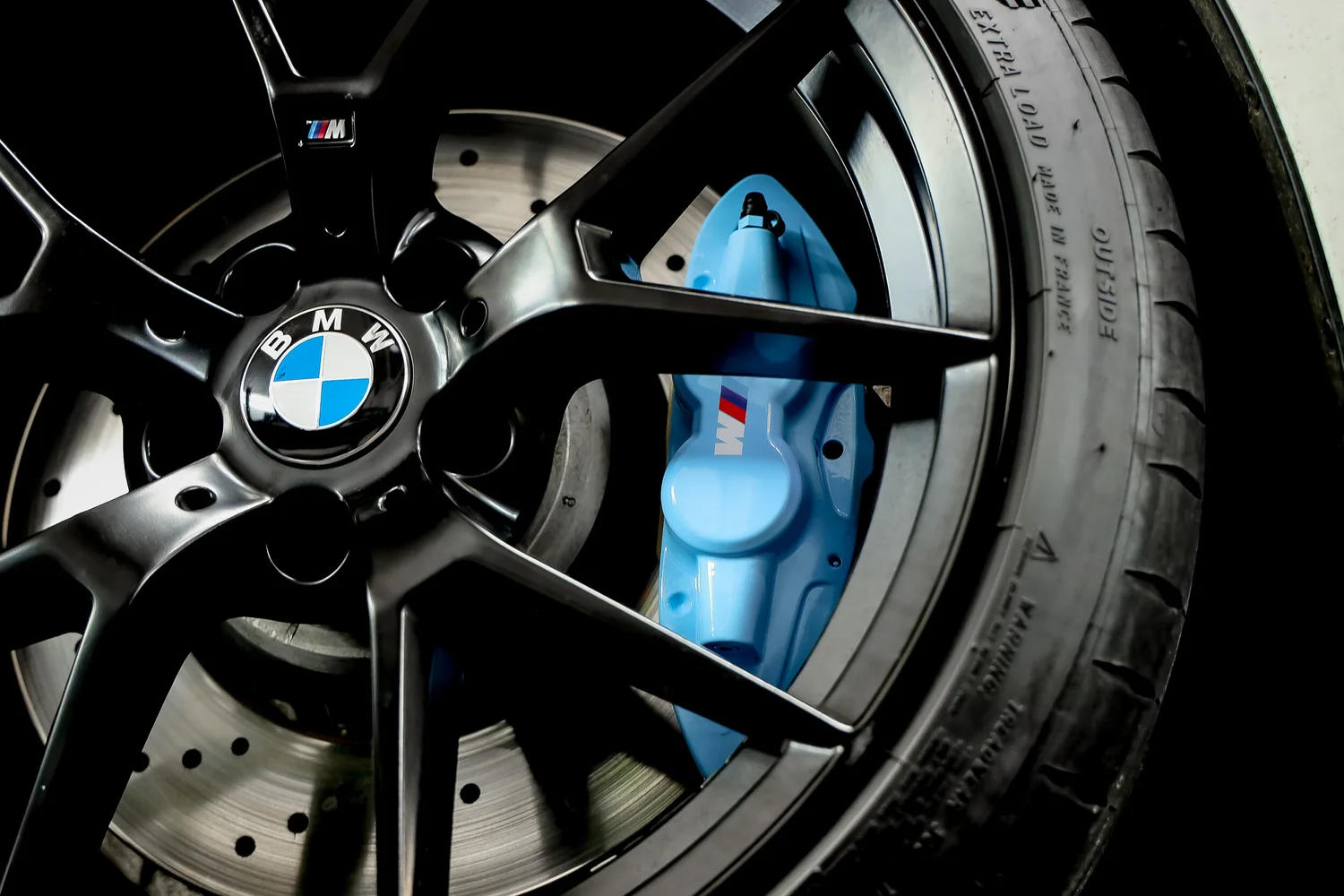 Professional brake caliper painting service Southampton Hampshire