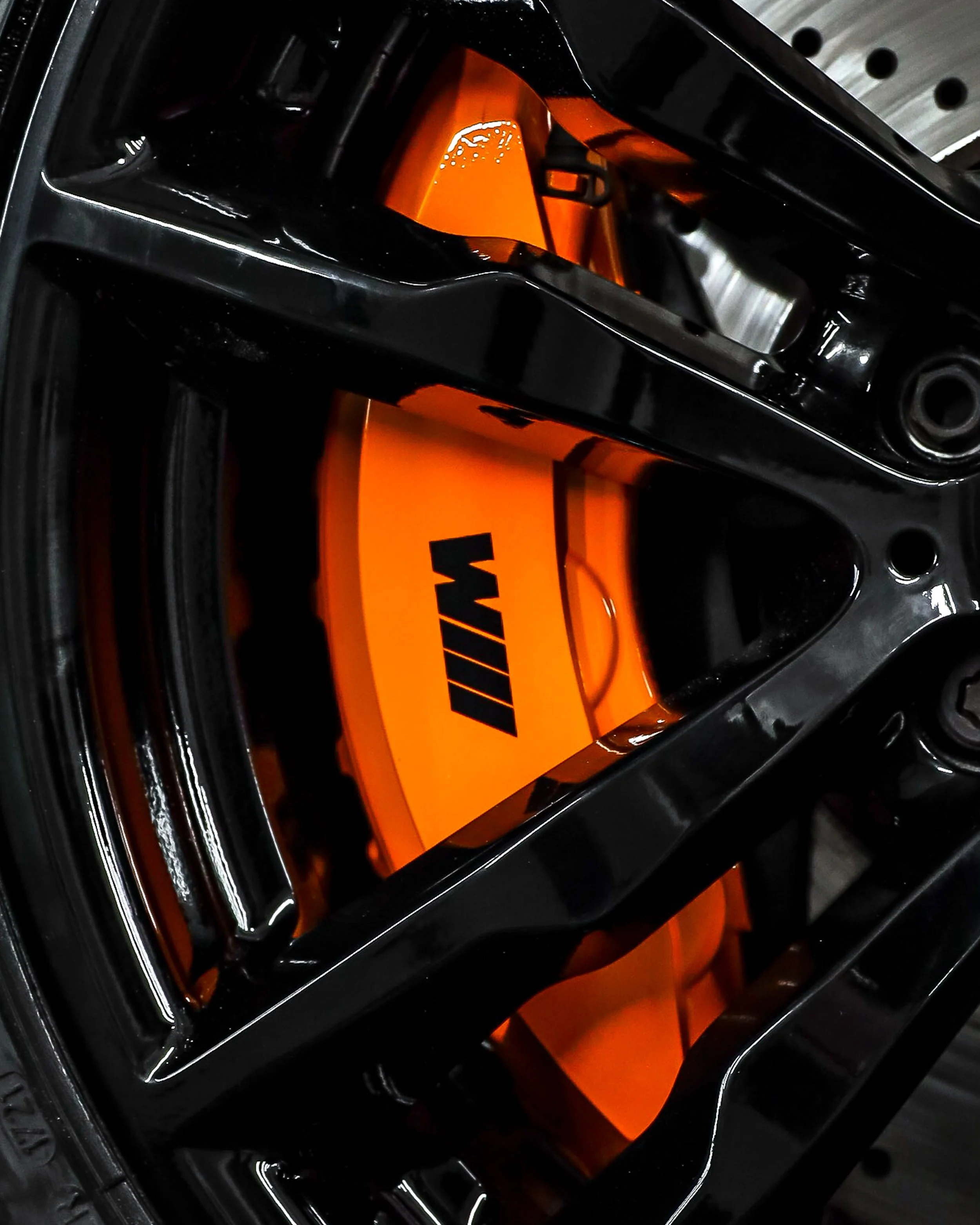 Professional brake caliper painting service Southampton Hampshire