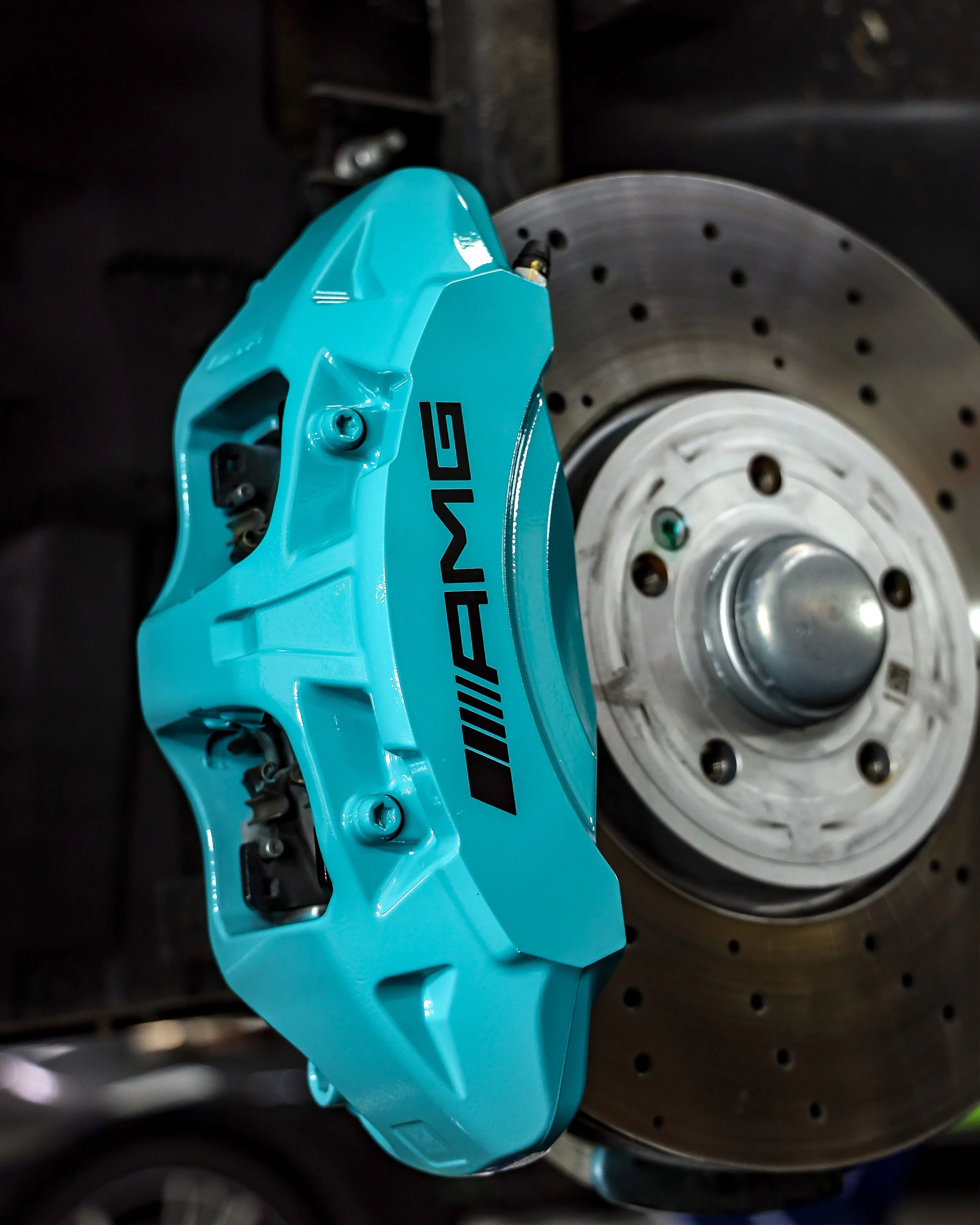 Professional brake caliper painting service Southampton Hampshire