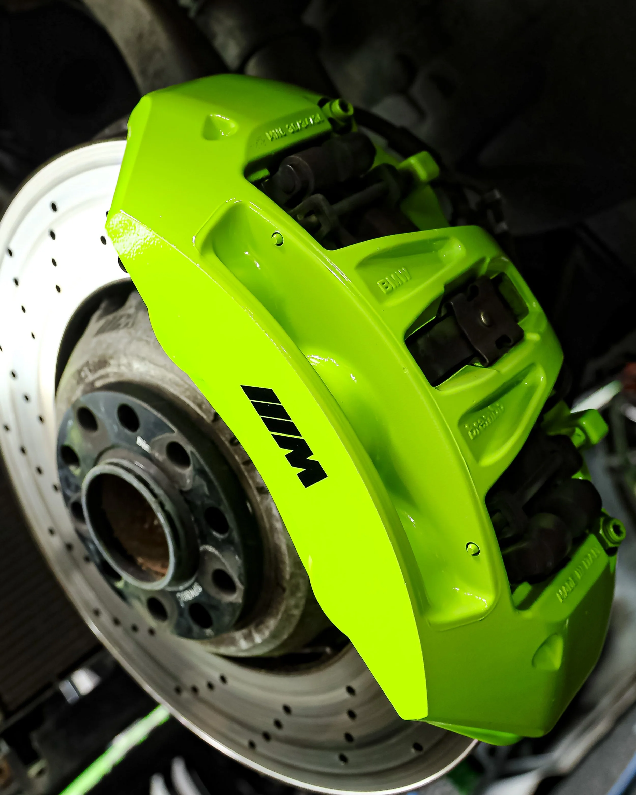 Professional brake caliper painting service Southampton Hampshire
