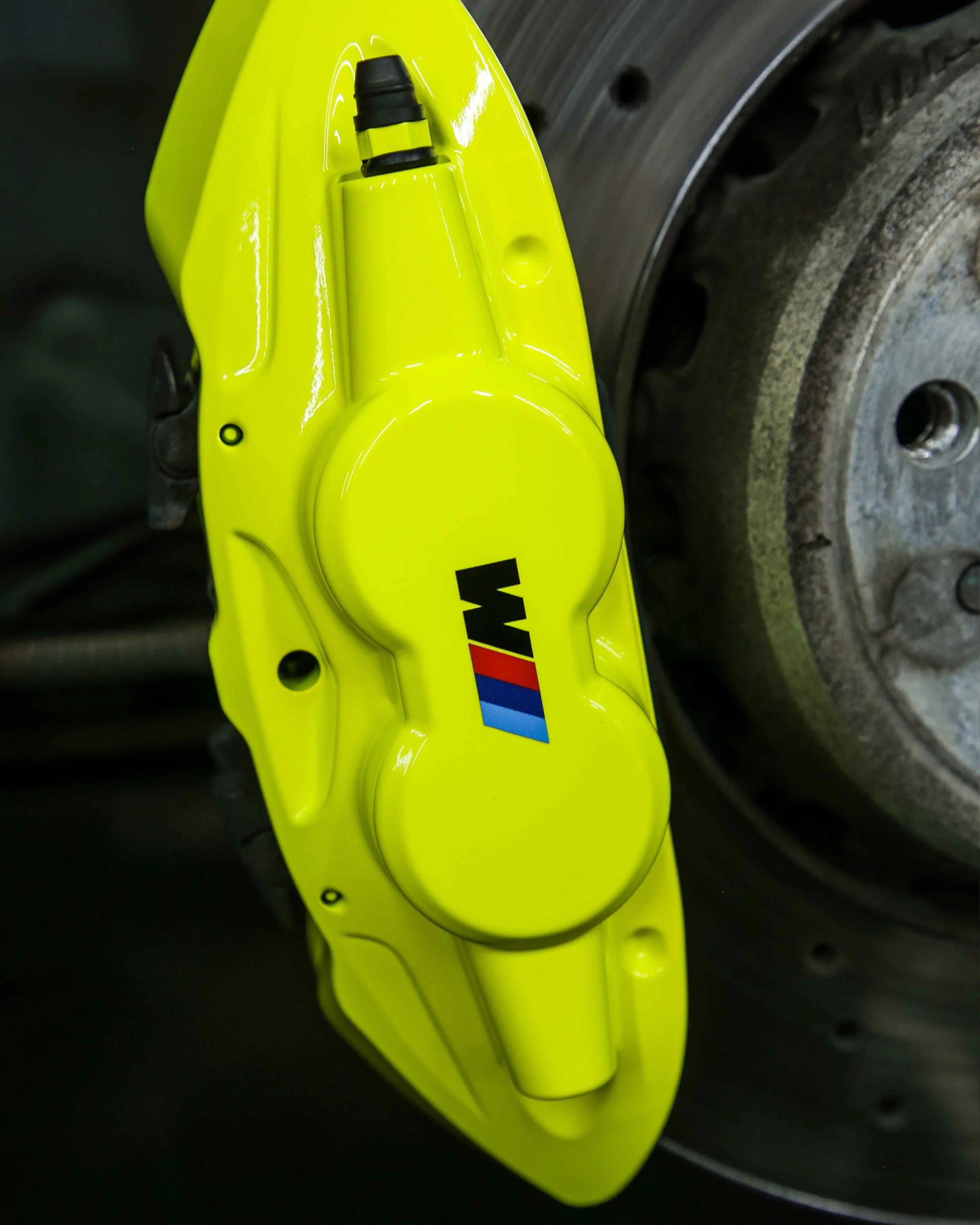 Professional brake caliper painting service Southampton Hampshire