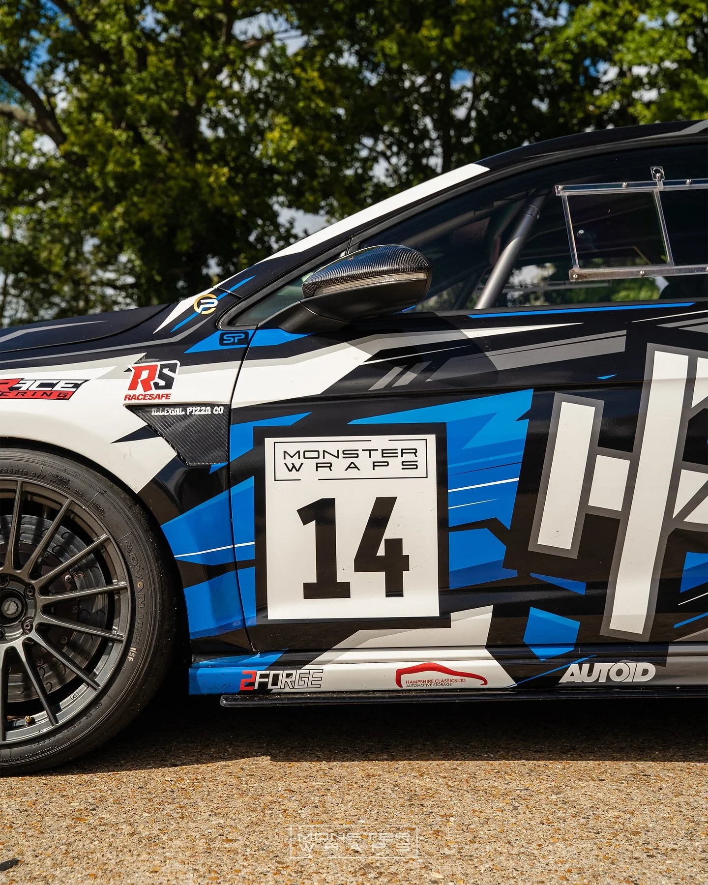 This time last week we saw the return of @hampshirephotography track built VW Golf 7R! 😮&zwj;💨🤘 For some fresh new logo additions, including a refresh of our logo (the old had to go straight in the bin! 😆) and a wrap to the spoiler end plates 💙?