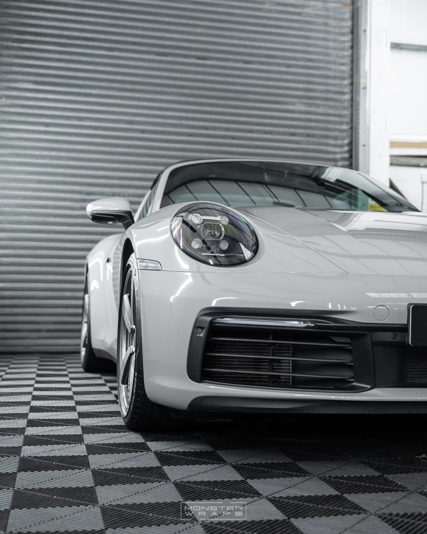 Porsche 992 991 Targa 4 S 🩶 treated to a bespoke PPF package 📦🛡️, tailored to safeguard the most vulnerable and high-impact areas! 💪

This included PPF application to the front bumper, bonnet, headlights as well as the rear quarter stone guards a