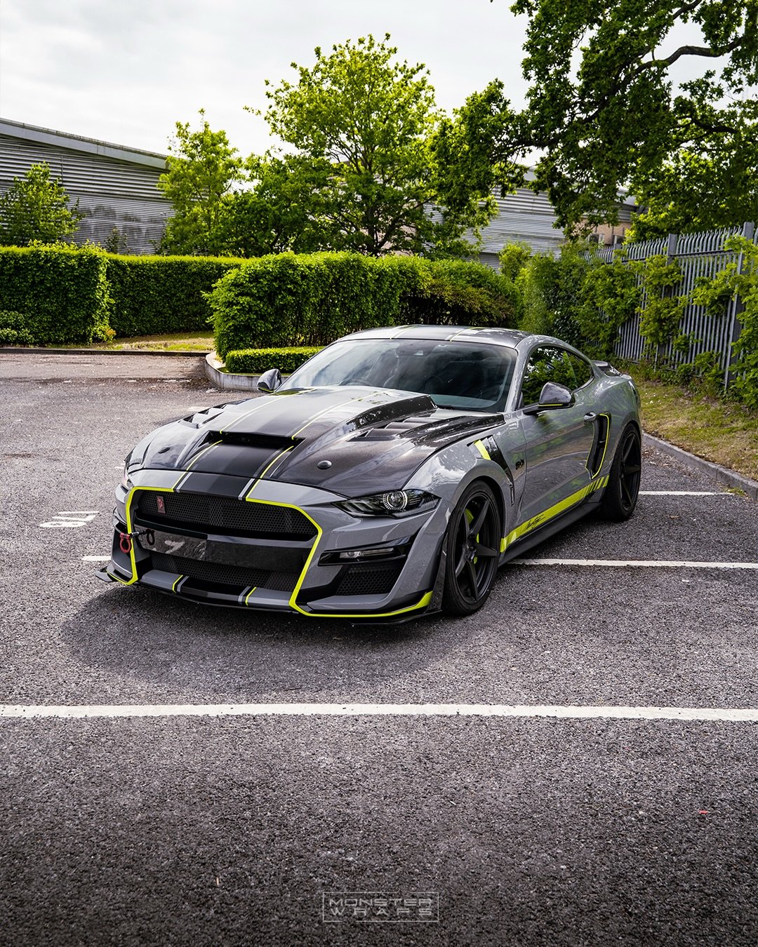 The behind scenes of this Ford Mustang GT transformation 💨💚💪 

Wrapped up using @3mfilmsuk High Gloss Nardo Grey 🩶 and finished with custom designed side stripes, painted calipers and a whole load of acid green styling to match 💚👊 

-
For all w