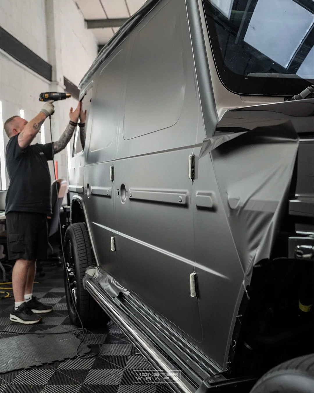 Wrapping up this G Wagon Electric in Matte Charcoal Metallic 🩶🤎 from @3mfilmsuk 

#mercedesgwagon #monsterwraps