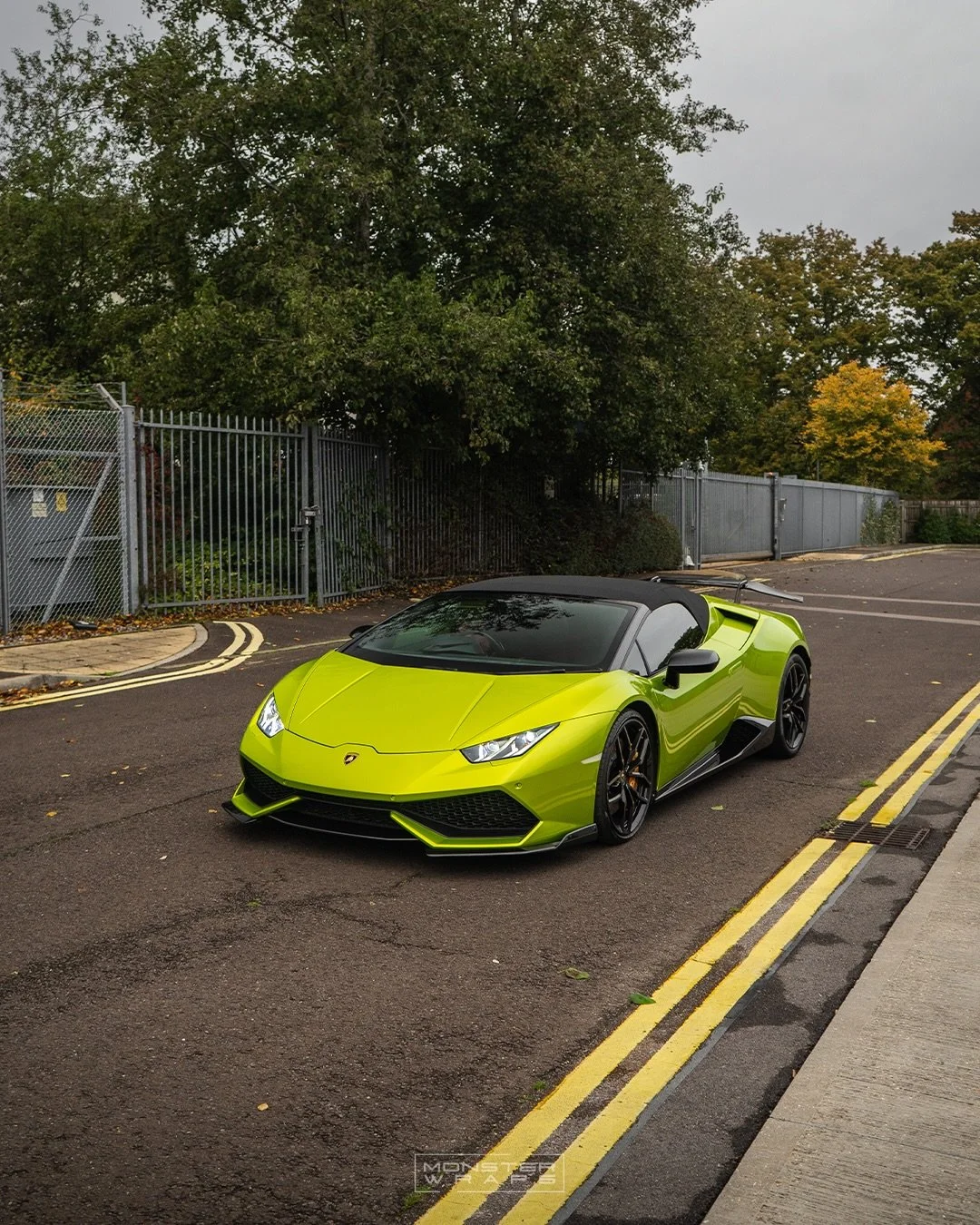 This weeks throwback, is a good&rsquo;s 😏🥵 Lamborghini Huracan Spyder full colour change wrap in Citrus Fury Gloss 🍋&zwj;🟩⚡️😮&zwj;💨 from @orafolvehiclewraps 

#vehiclewrapping #monsterwraps
