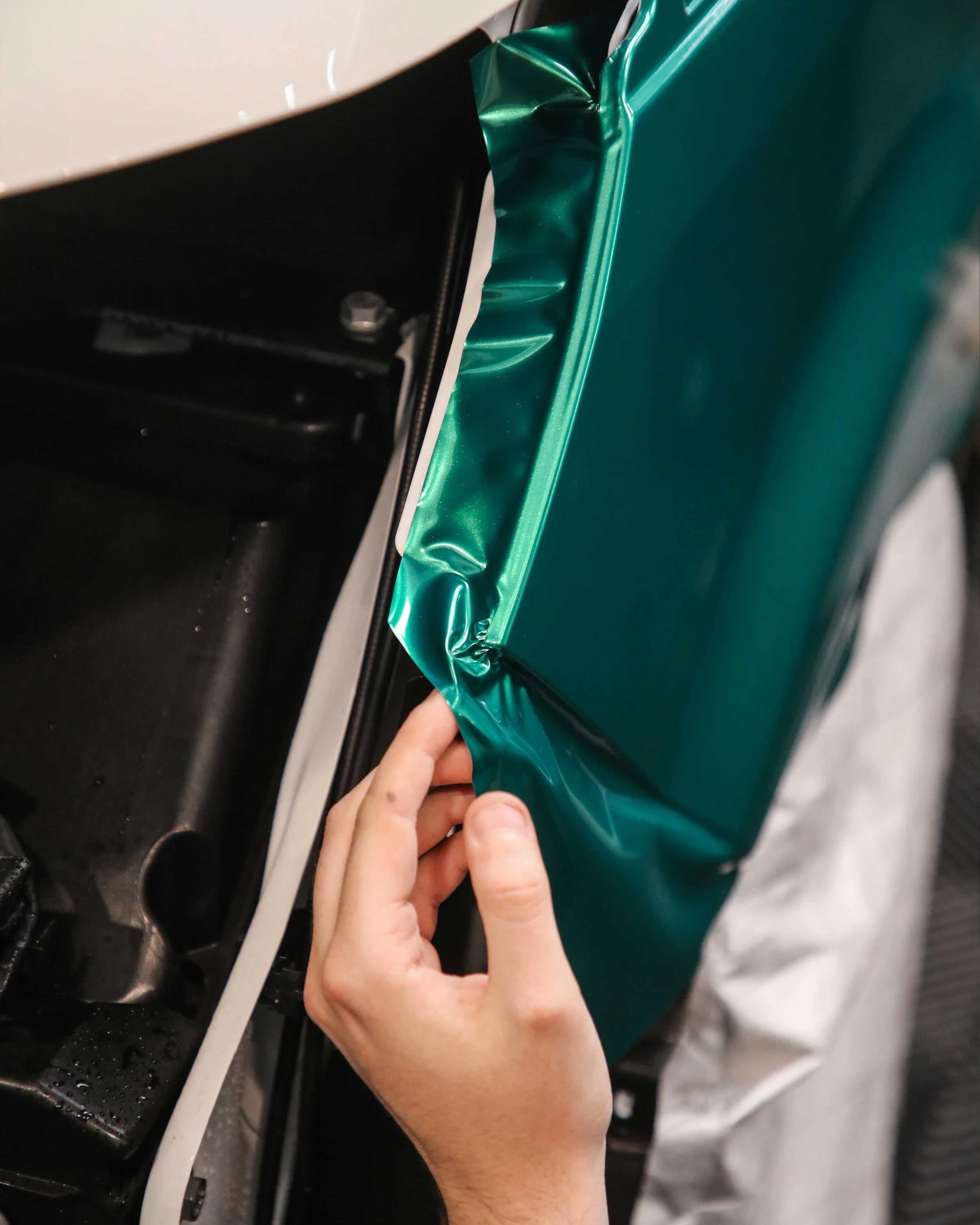 VW T6.1 California - Gloss Pearl Green - 4.jpg