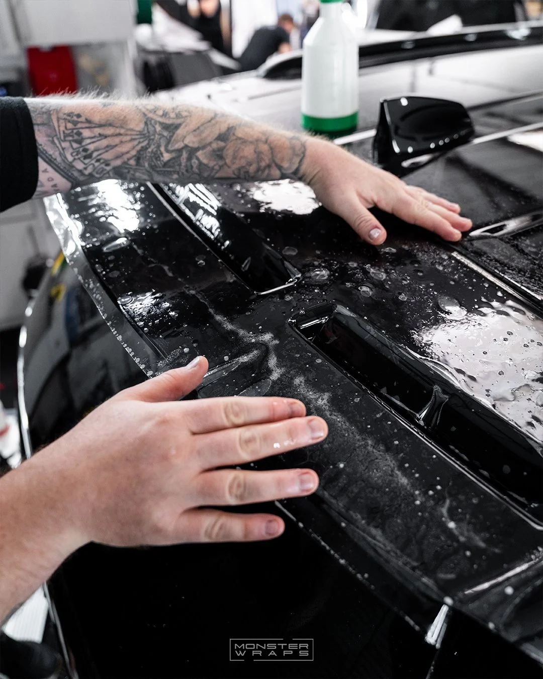 Land Rovery Discovery Disco 5 full-body gloss paint protection film PPF installation