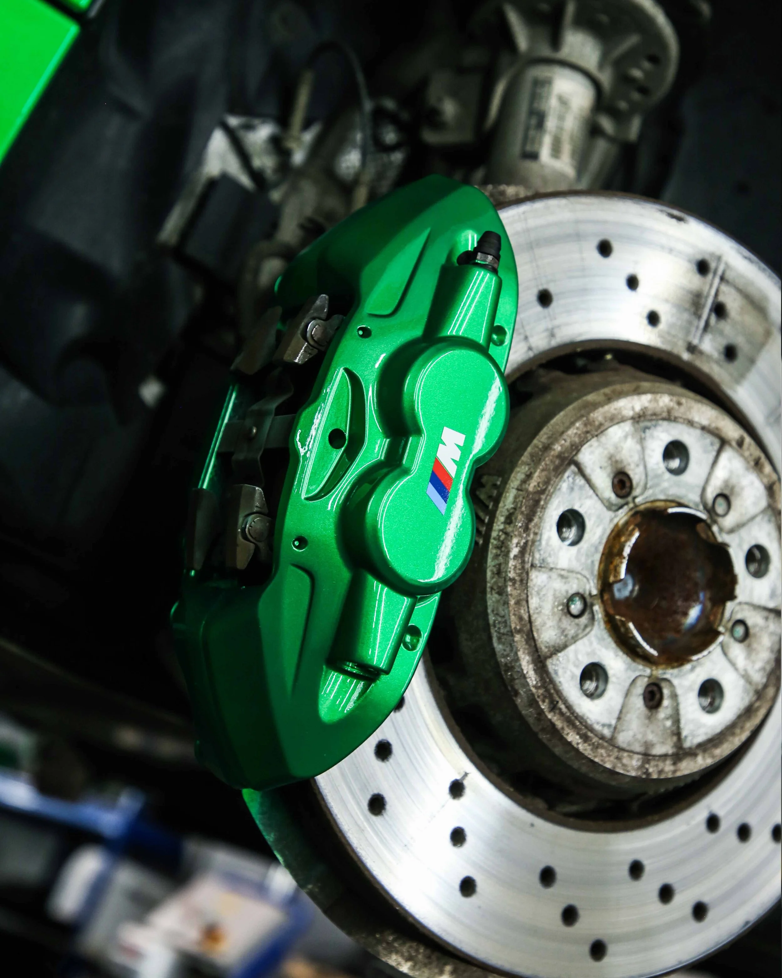 bmw m2 competition brake calipers painted gloss green