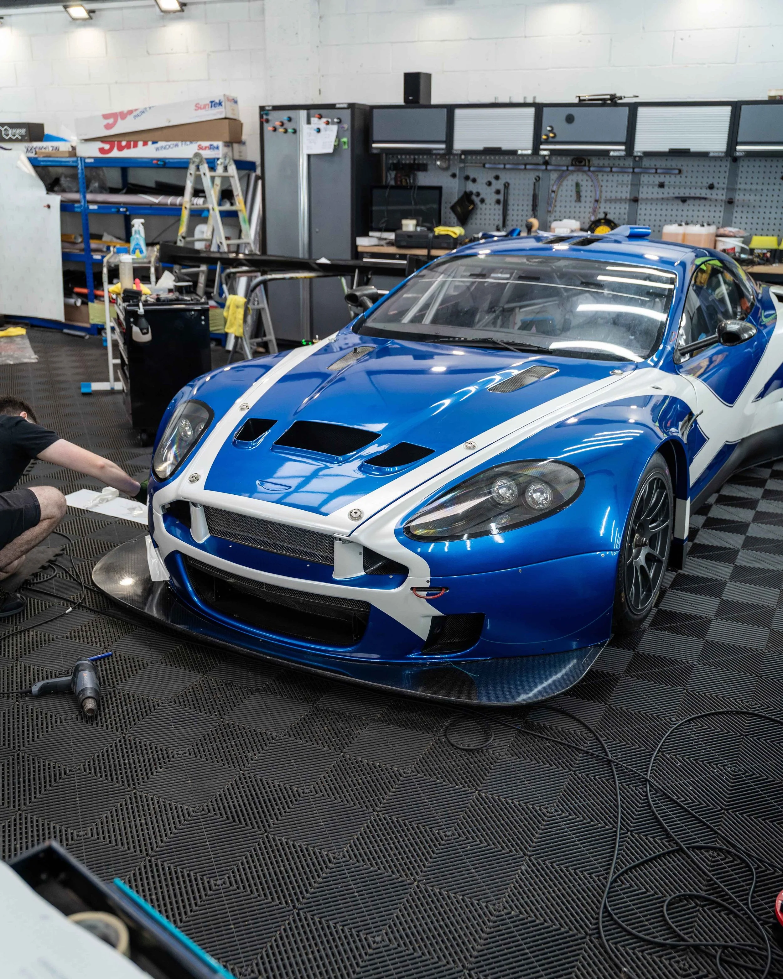 Aston Martin DBR9S - Ecurie Ecosse Livery - 22.jpg