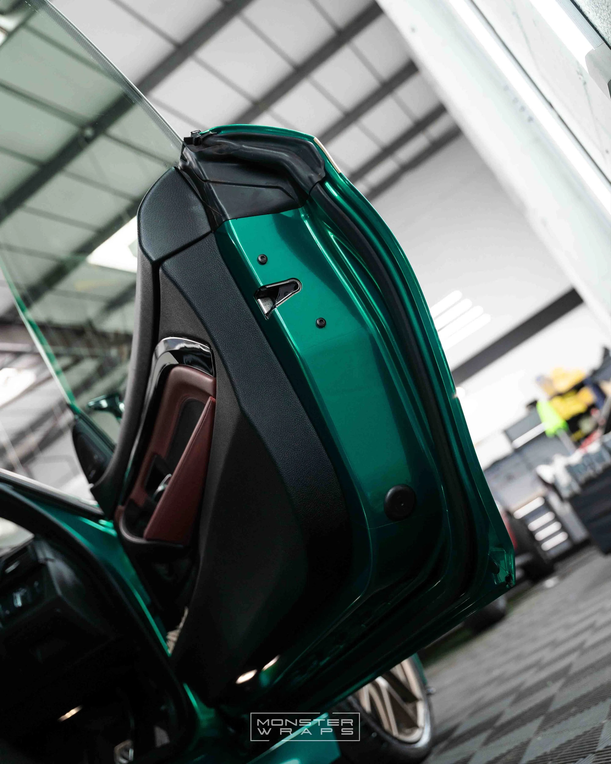 BMW M4 F82 - Avery Gloss Pearl Green - 9.jpg