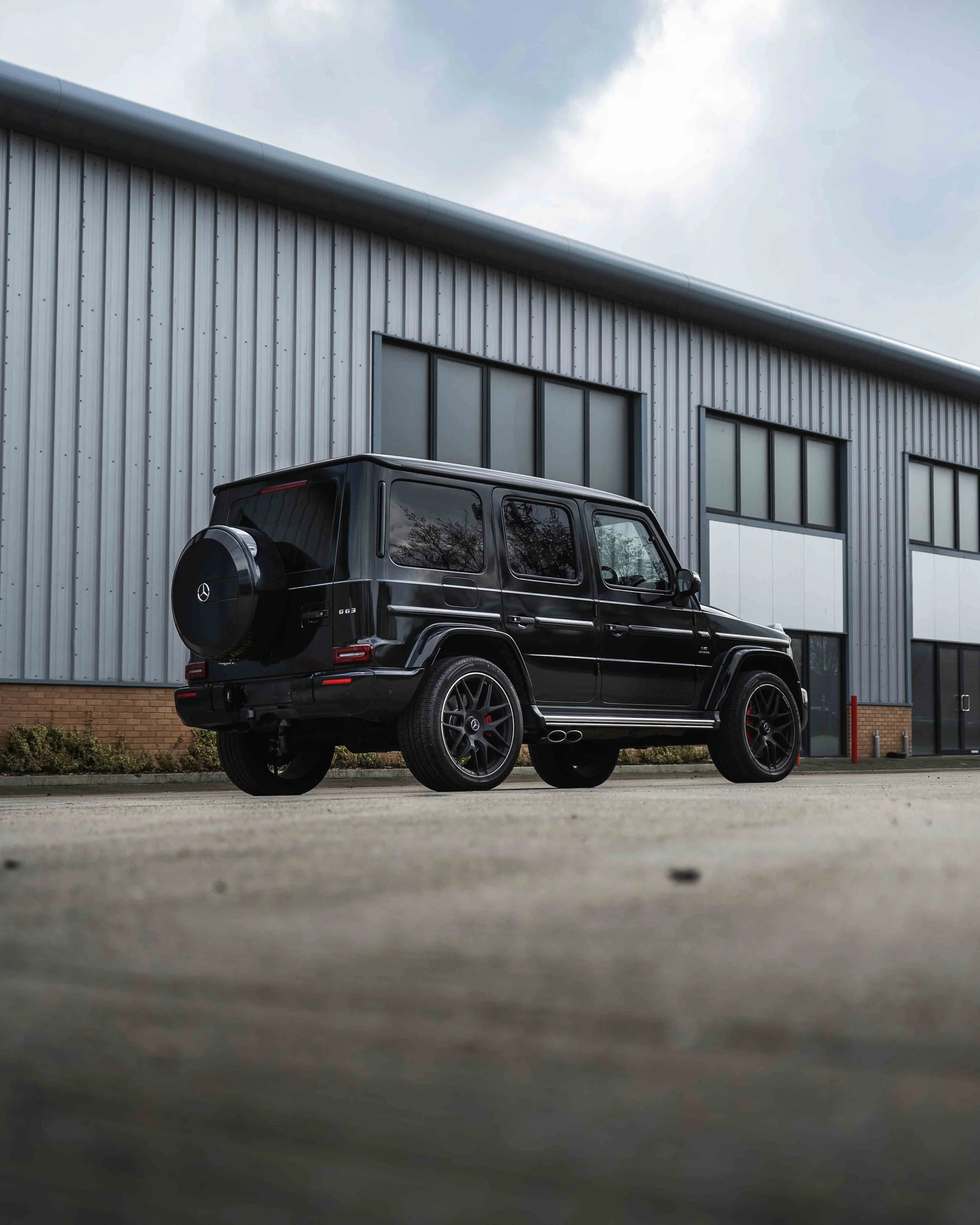Mercedes AMG G64 G Wagon full colour change vinyl wrap including door shuts and returns in 3M 2080 Gloss Black Metallic