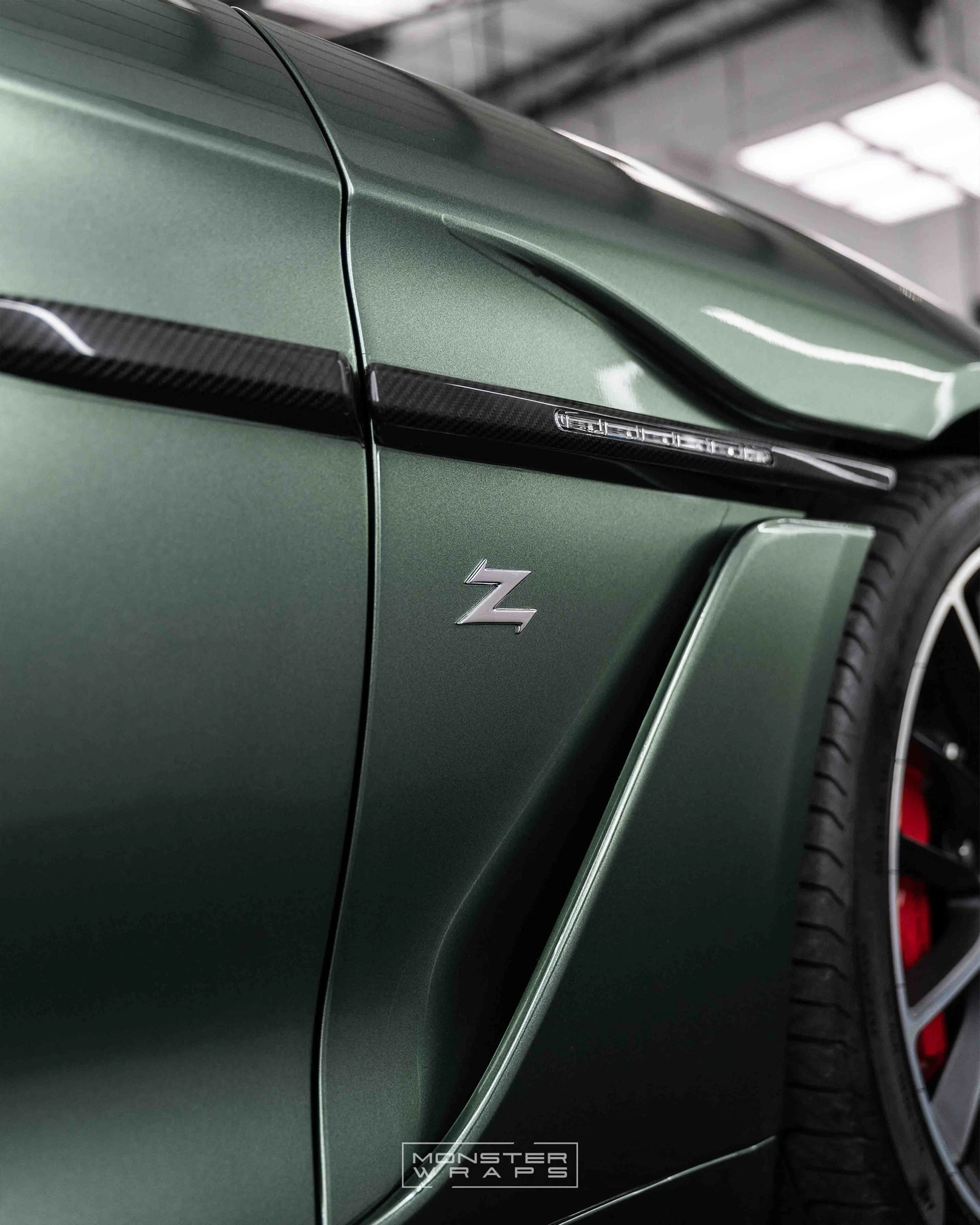 Aston Martin Zagato - Inozetek Metallic Racing Green - 18.jpg