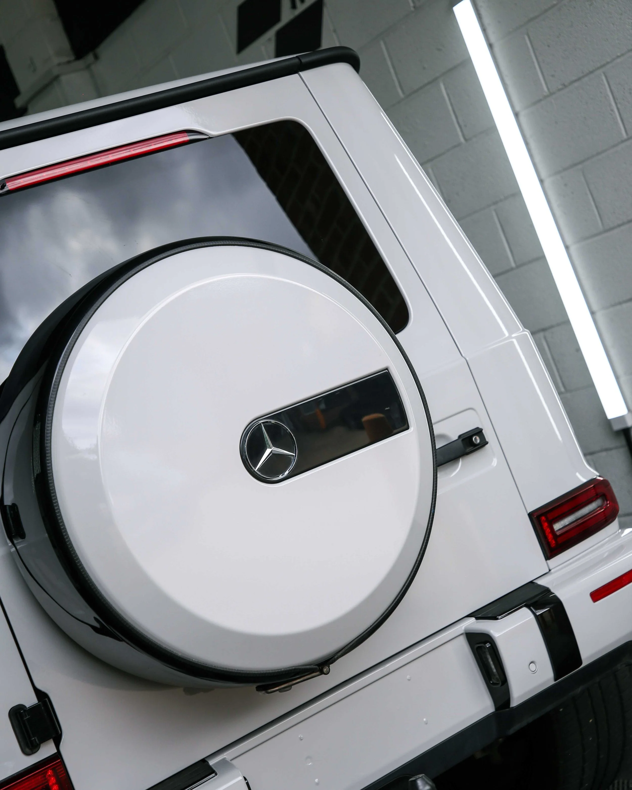 Merc AMG G83 - Gloss Storm Grey - 9.jpg