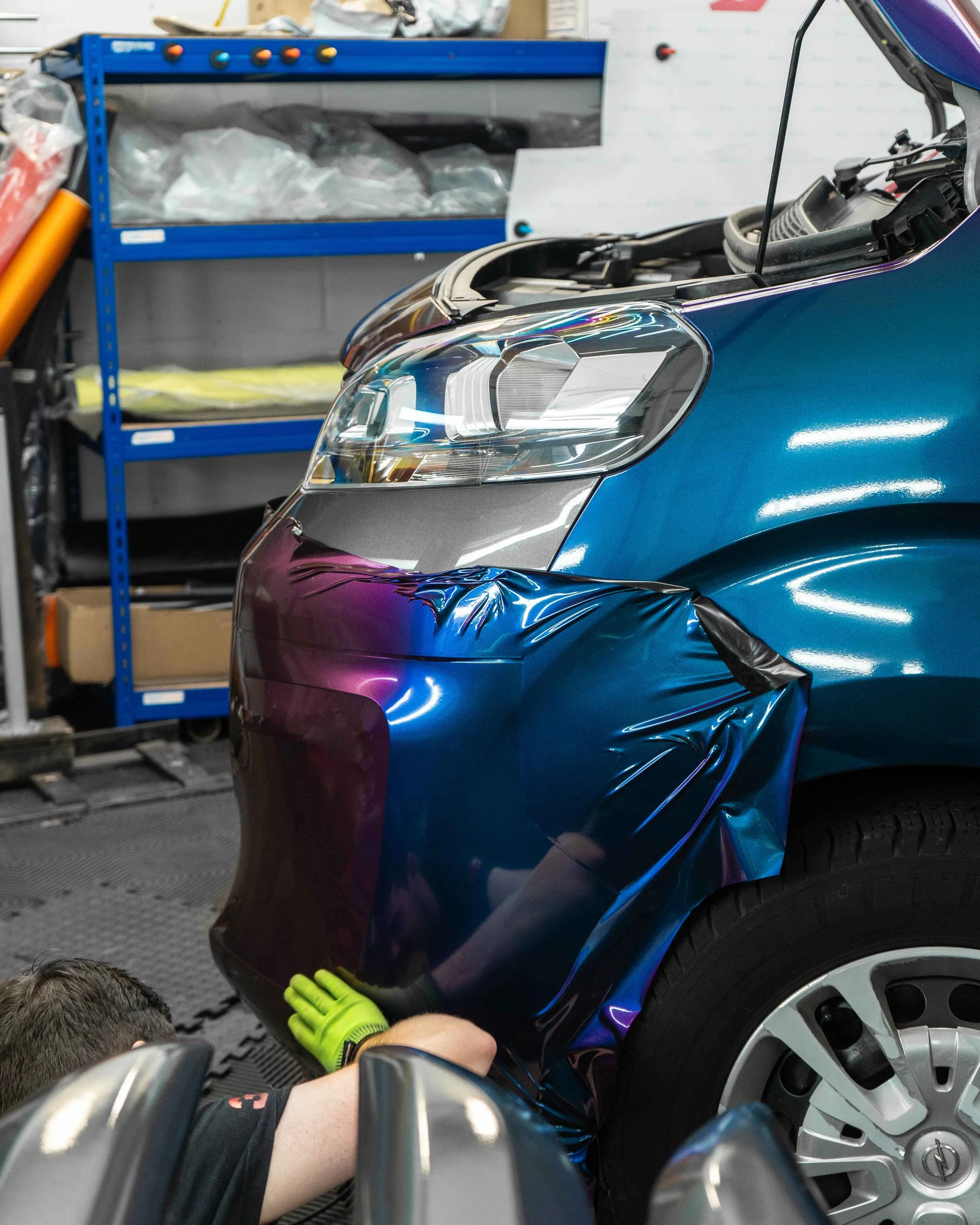 Vauxhall Vivaro - Gloss Flip Rushing Riptide - 5.jpg