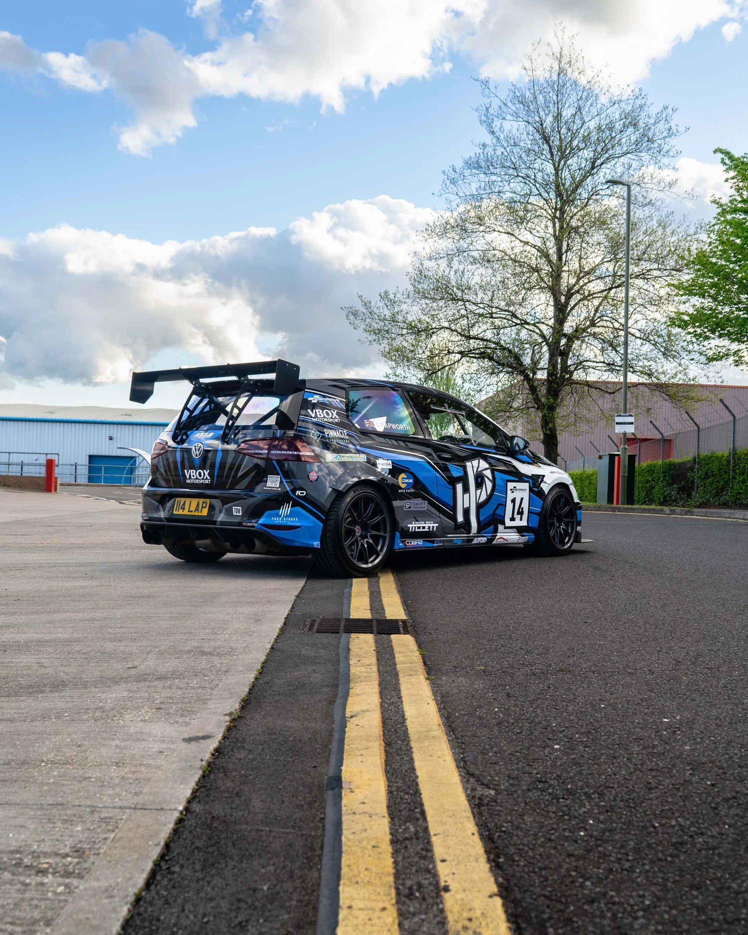 Hampshire Photography VW Golf 7R Livery — Monsterwraps