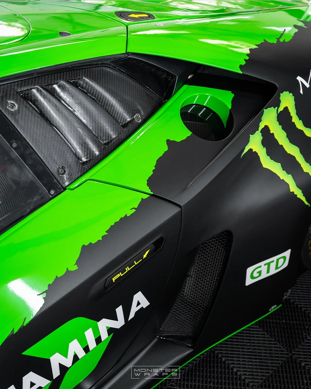Lamborghini Huracan GT3 Pertamina racing livery wrap design