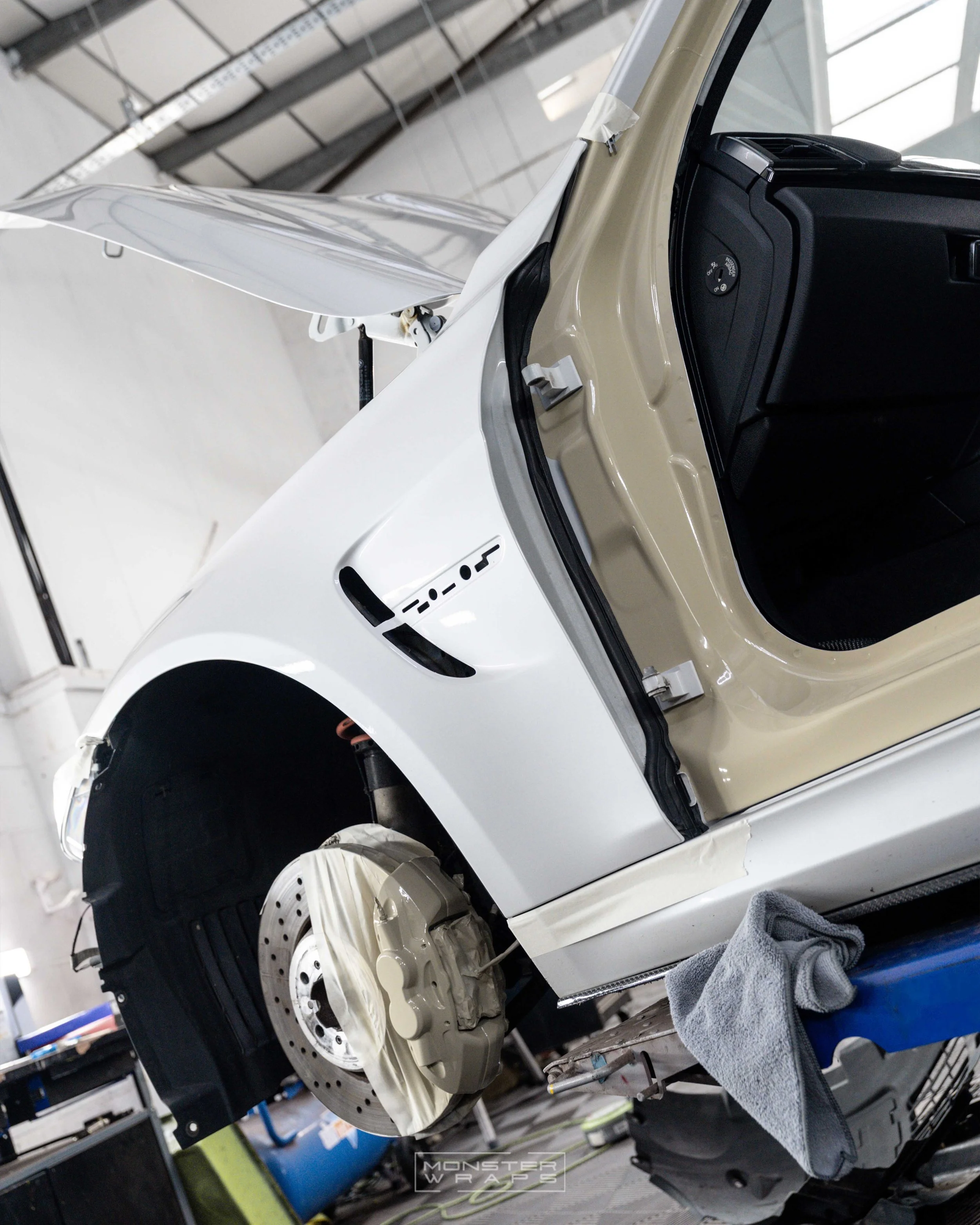 BMW M3 F80 competion full colour change vinyl wrap Arlon Gloss Sand Brown