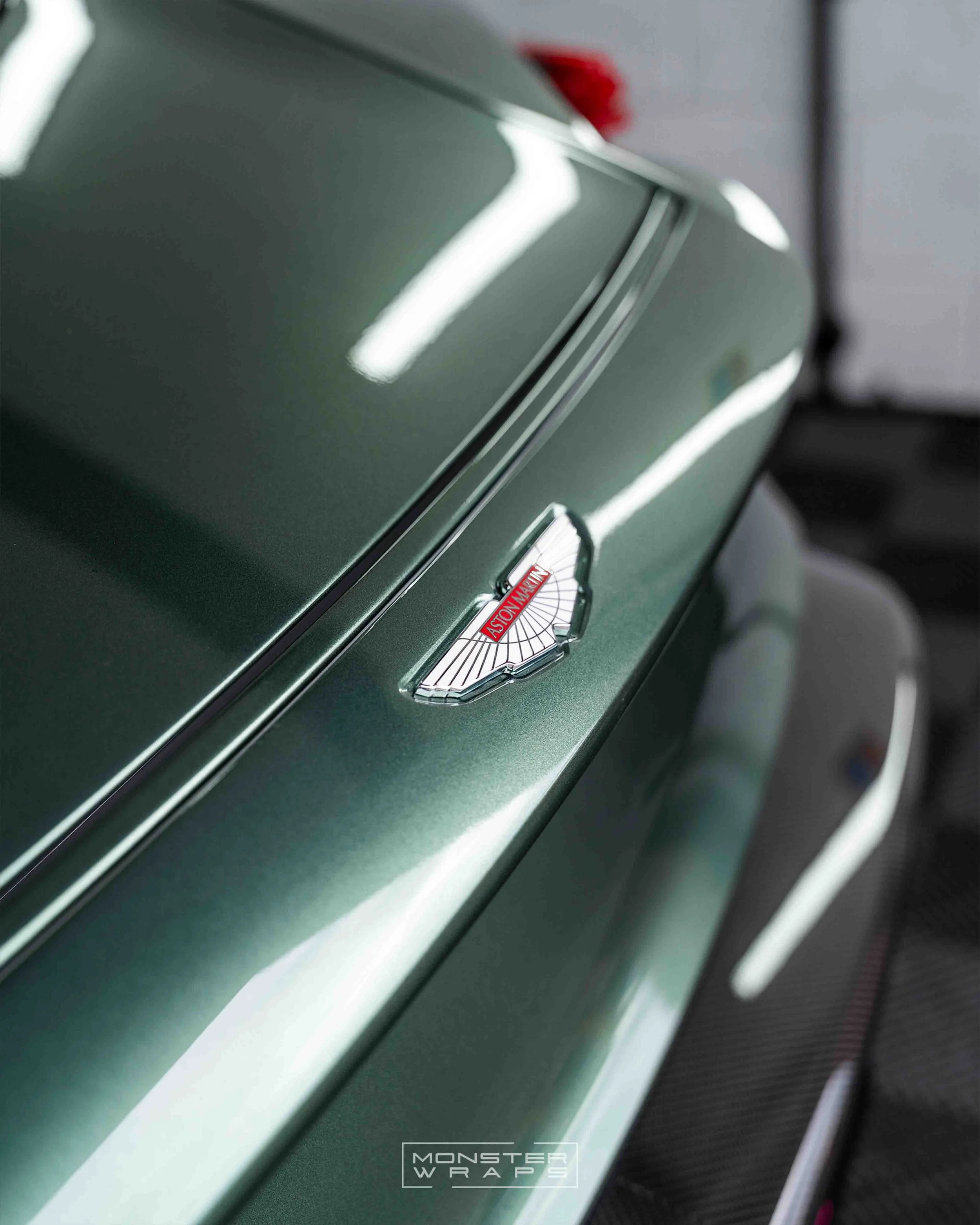 Aston Martin Zagato - Inozetek Metallic Racing Green - 23.jpg