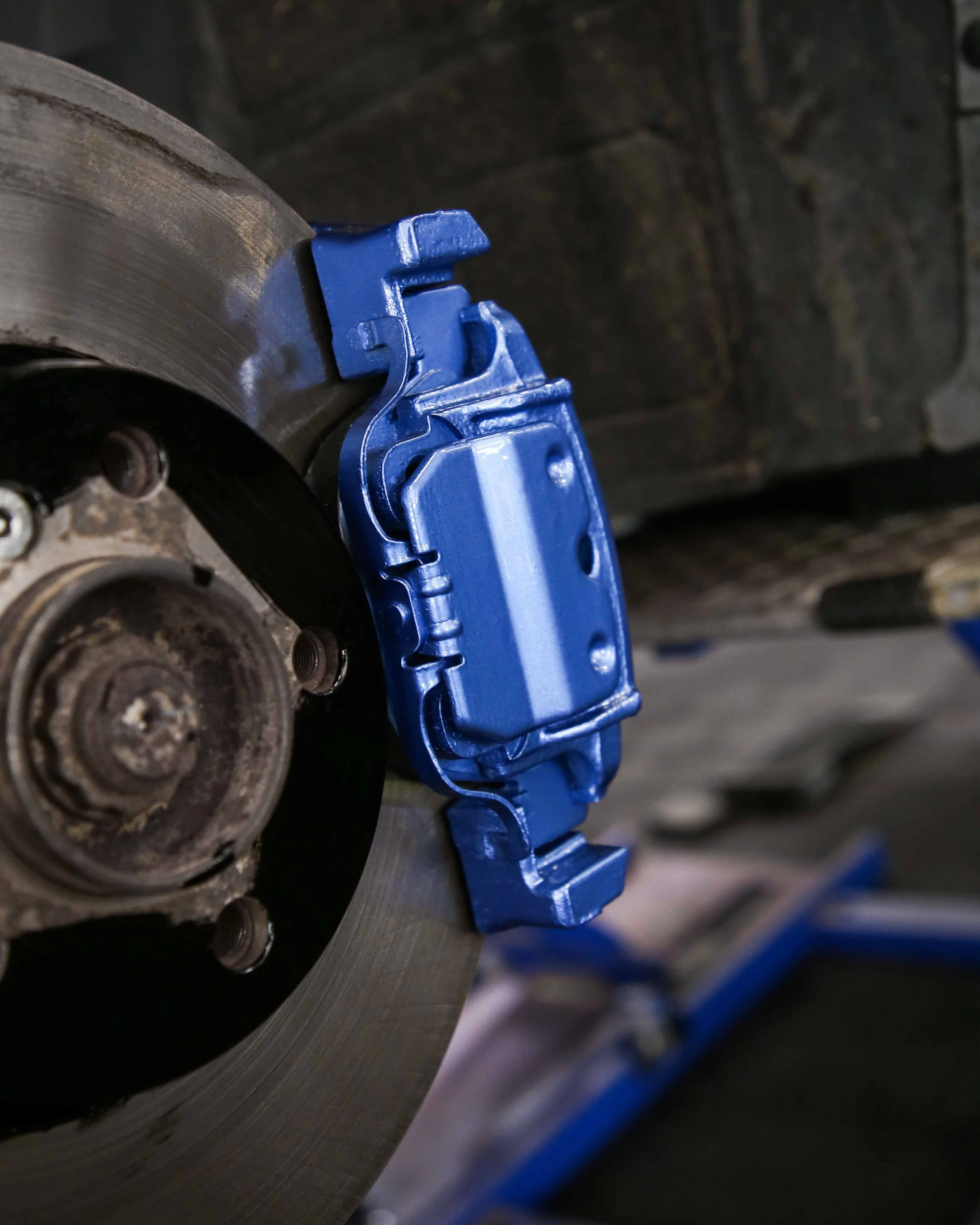 bmw x5 calipers painted bmw estoril blue