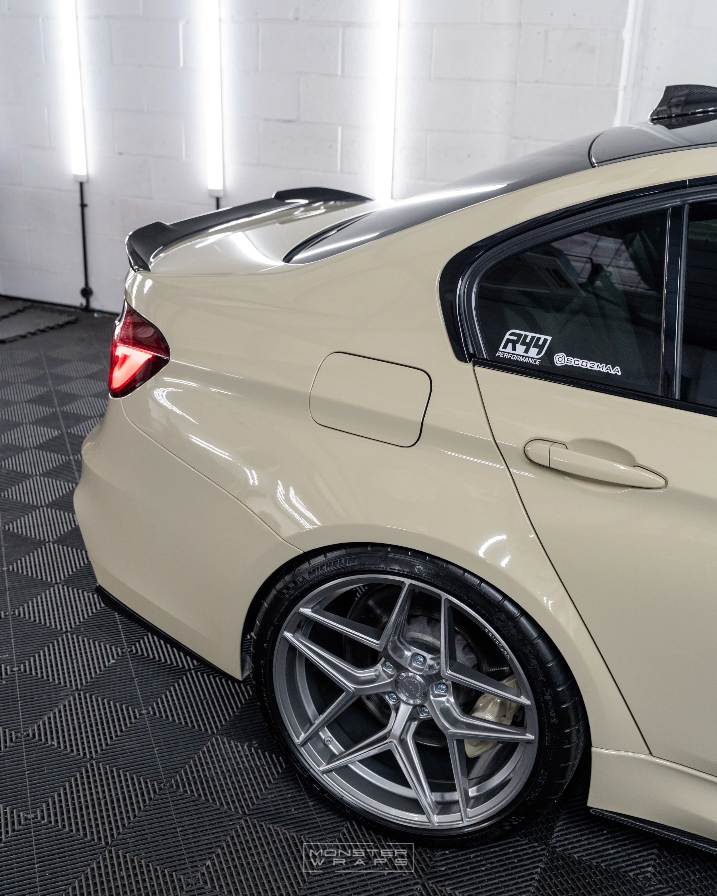 BMW M3 F80 competion full colour change vinyl wrap Arlon Gloss Sand Brown