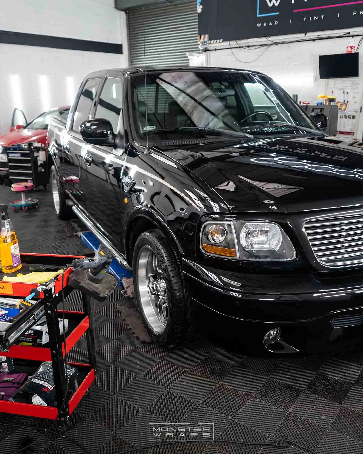 Ford F150 100th Anv. Harley Davidson Edition - Gloss Fire Blue Lower Half - 3.jpg