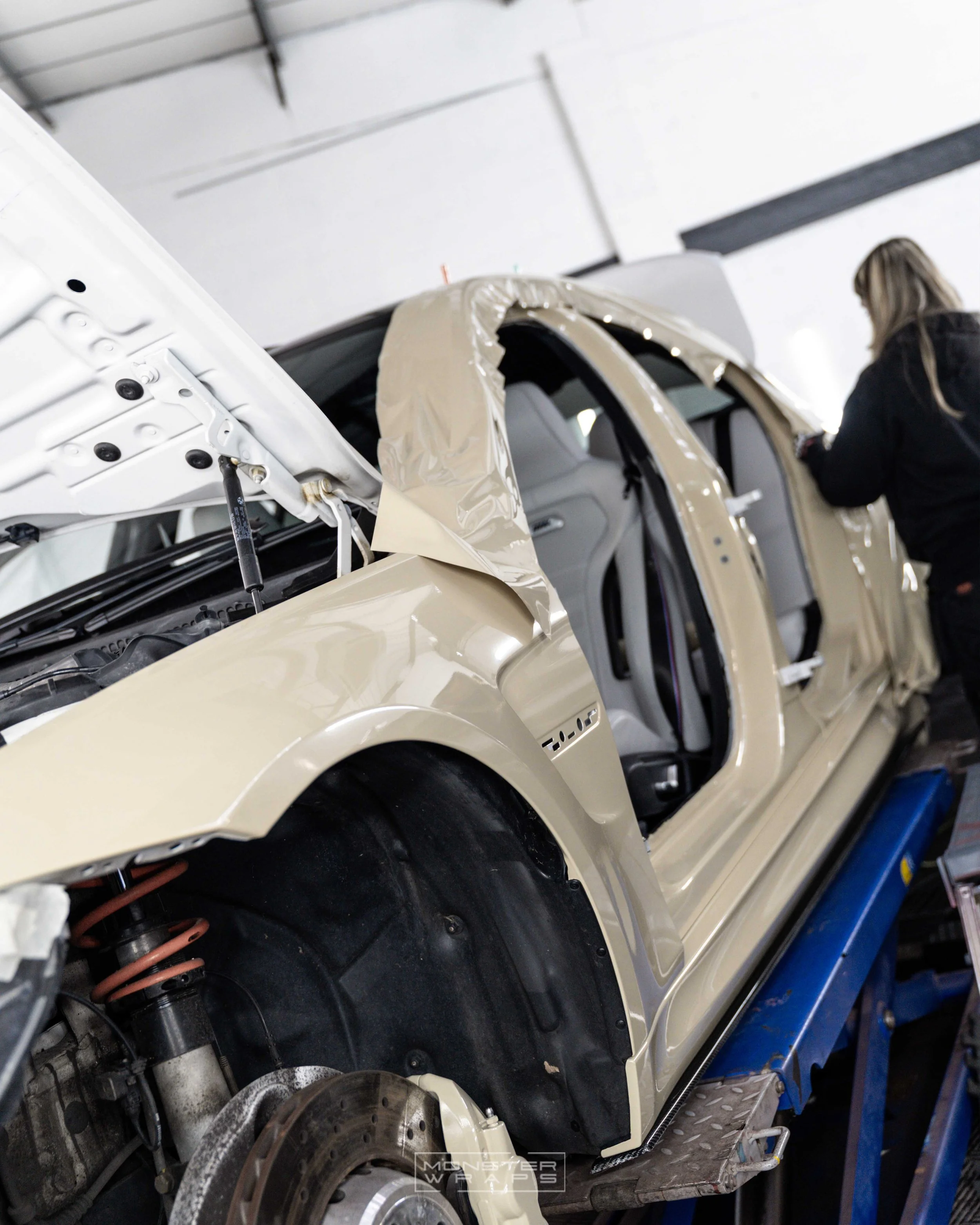 BMW M3 F80 competion full colour change vinyl wrap Arlon Gloss Sand Brown