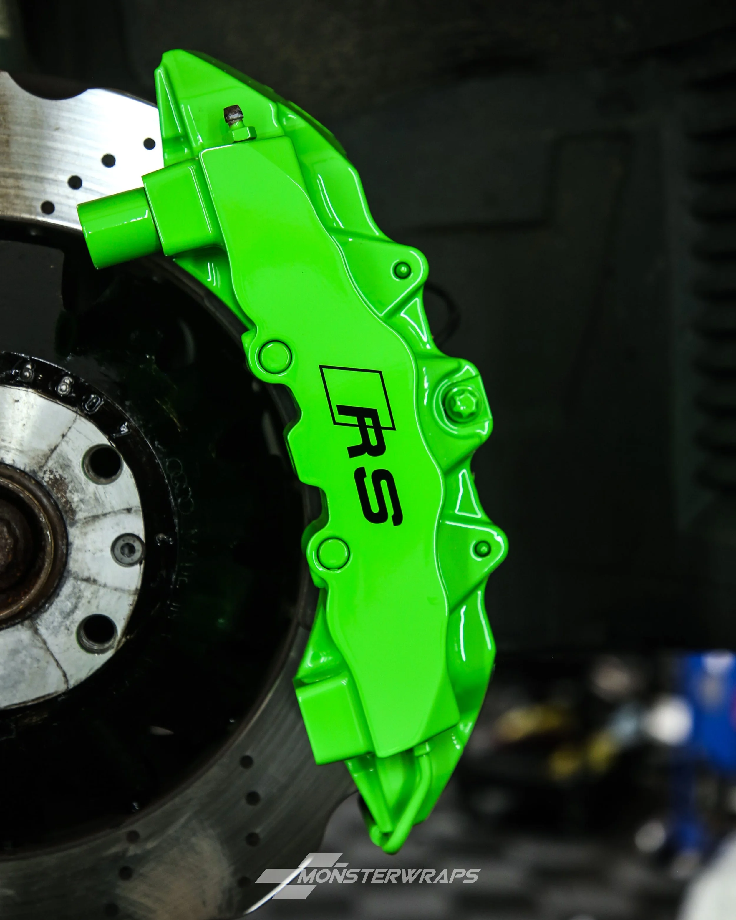 Professional brake caliper painting service Southampton Hampshire