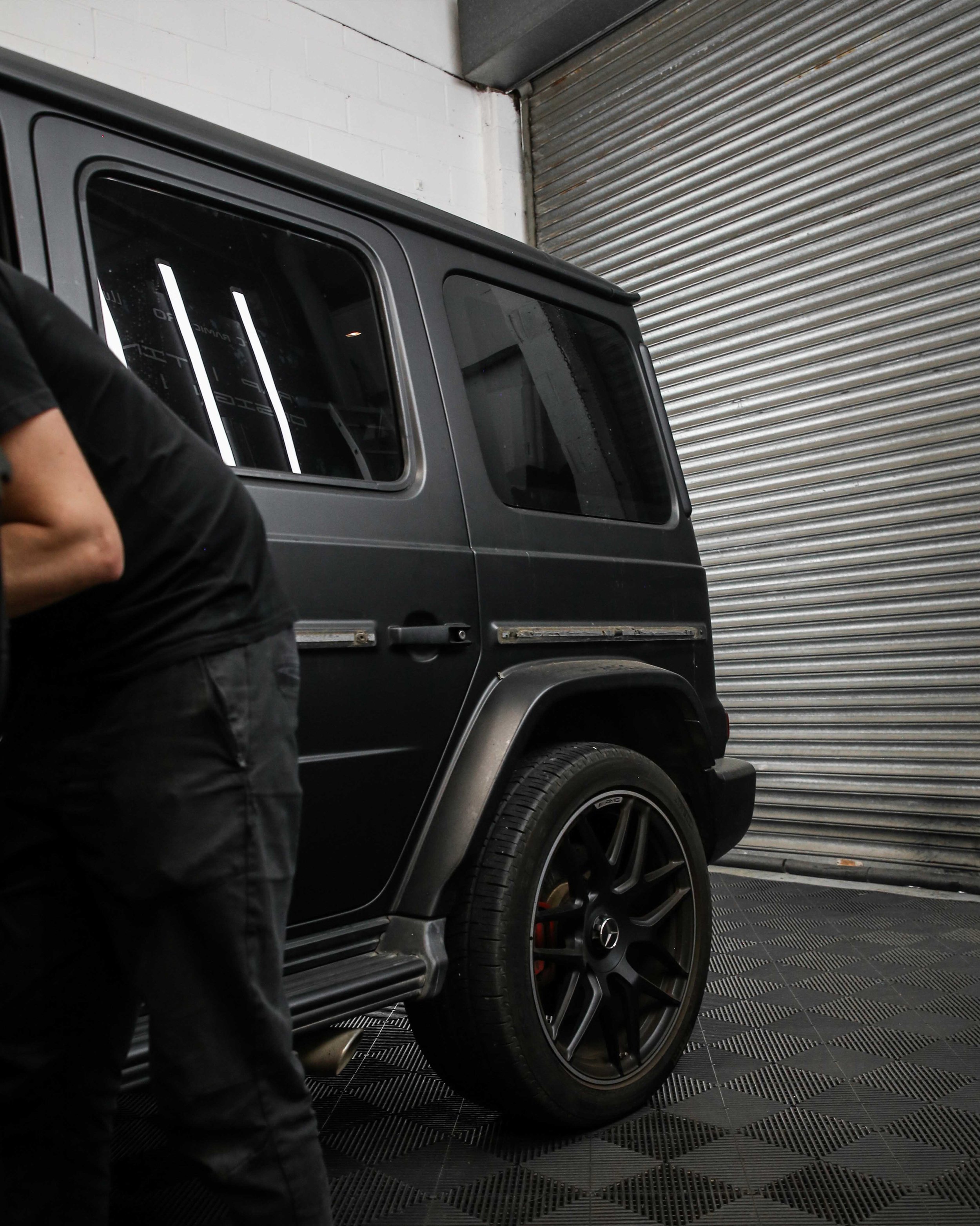 Merc AMG G83 - Gloss Storm Grey - 3.jpg