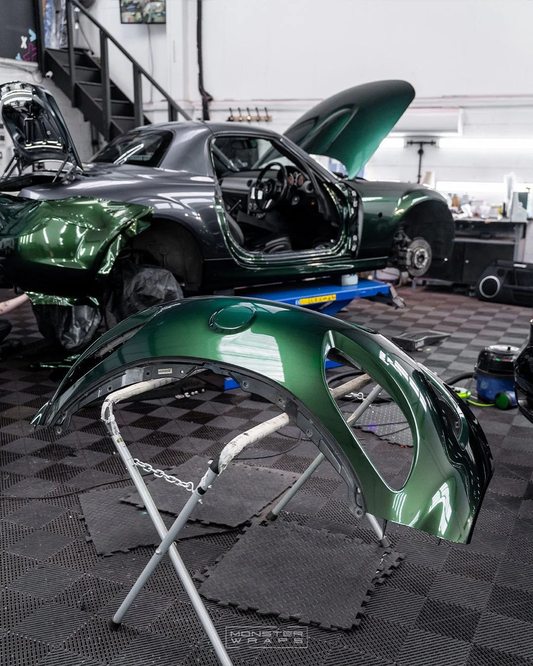 Mazda MX-5 Miata MK3 full vinyl colour change wrap inozetek supergloss midnight green