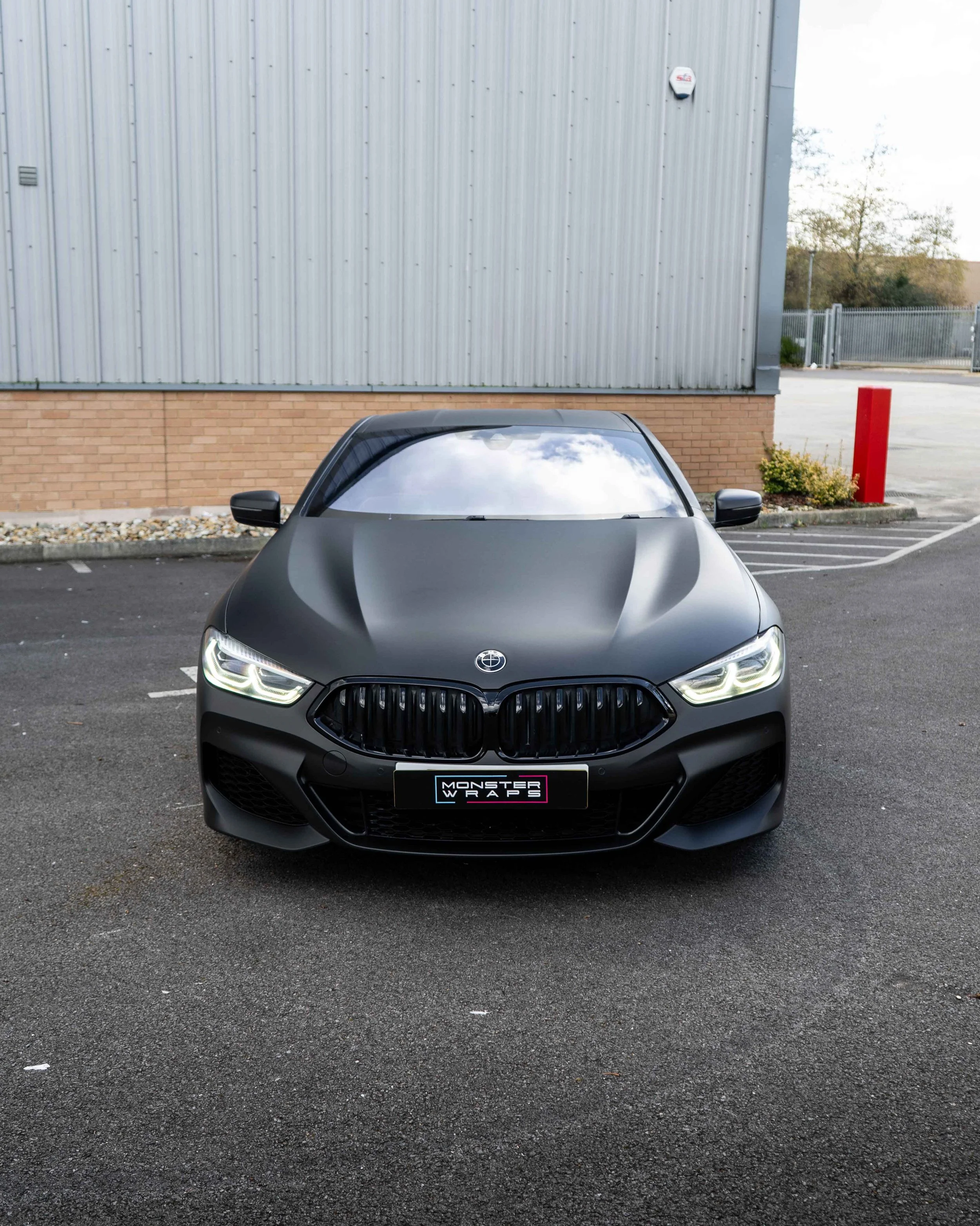 BMW 850i G15 - Matte Black - 1.jpg