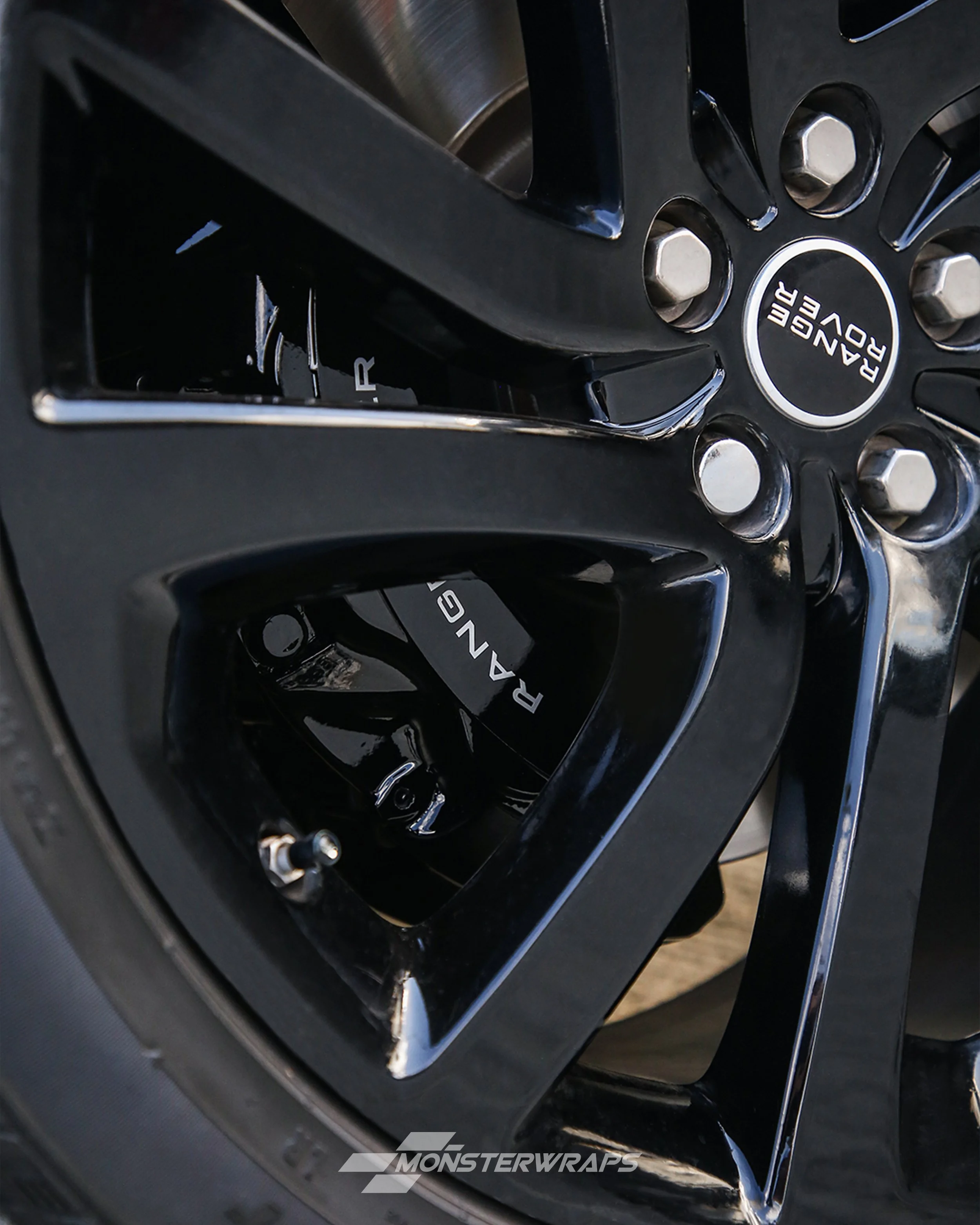 Professional brake caliper painting service Southampton Hampshire